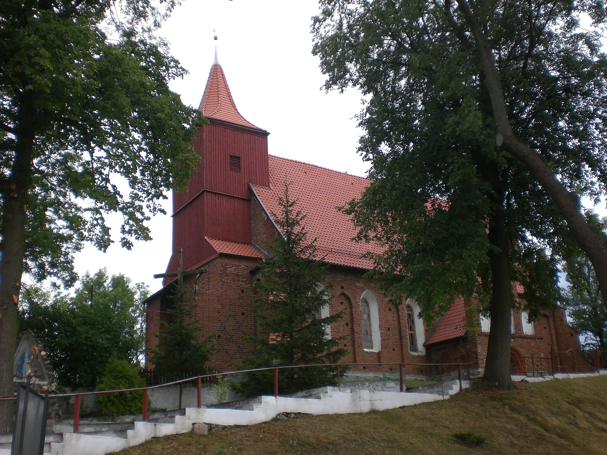 Photo showing: Our Lady of the Rosary church in Czarne Dolne