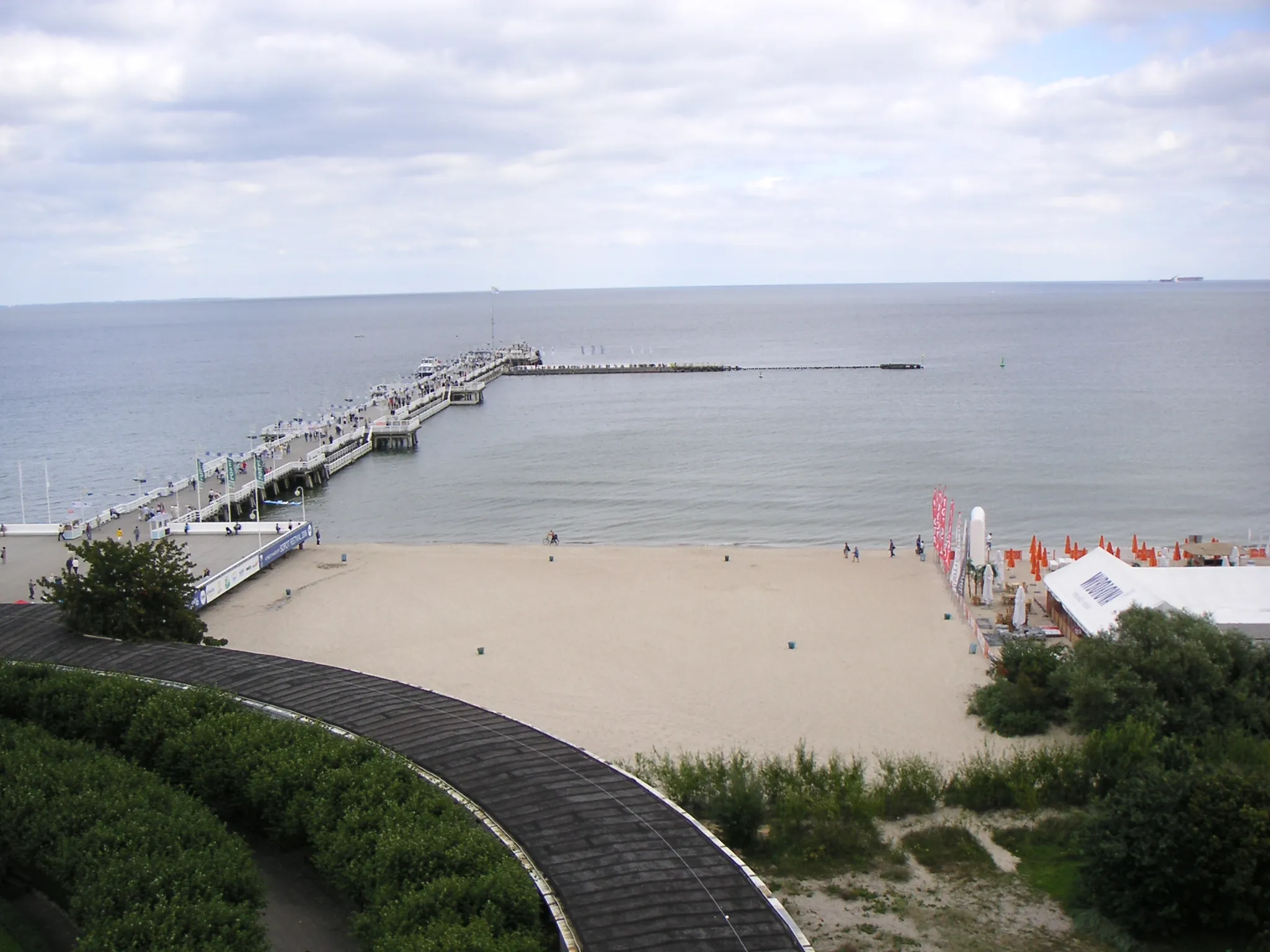 Photo showing: Sopoter Seebrücke, Blick aus dem Leuchtturm