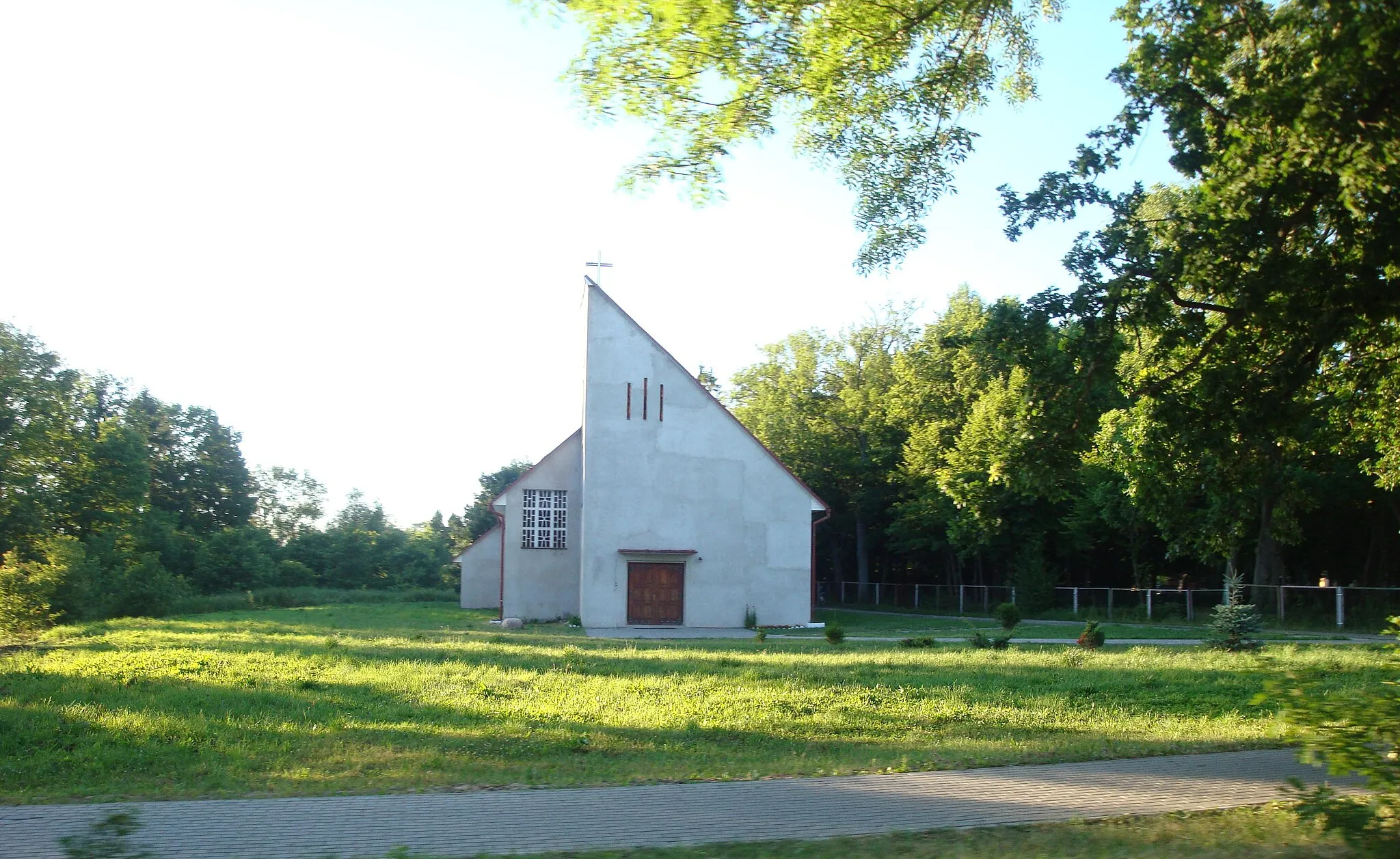 Photo showing: Pobłocie-village in Pomeranian Voivodeship, Poland. Church