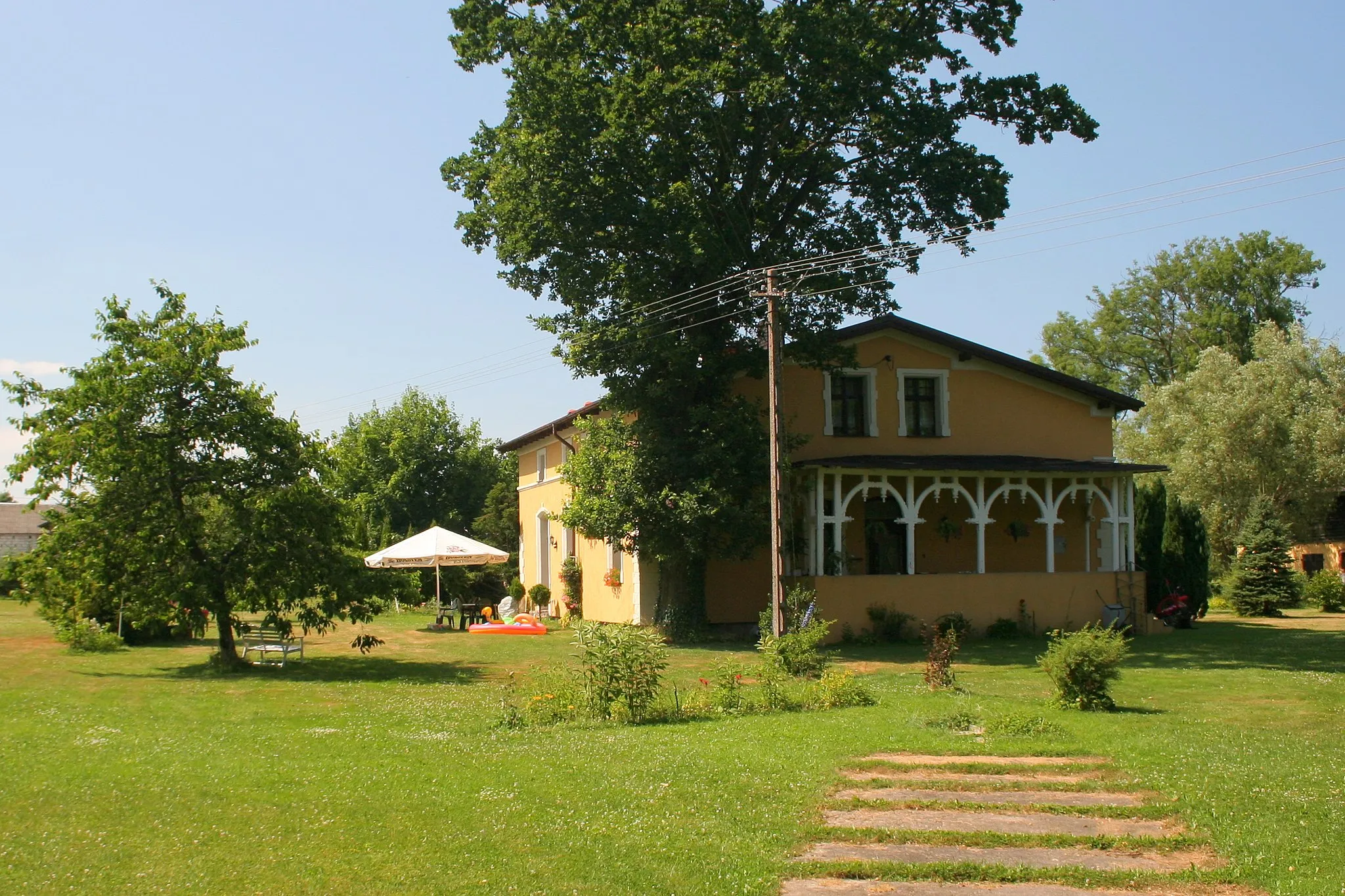 Photo showing: Manor house in Słajkowo.