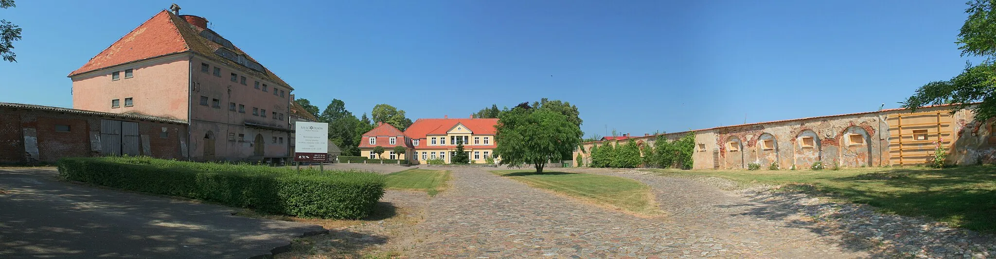 Photo showing: Manor house in Prusewo.