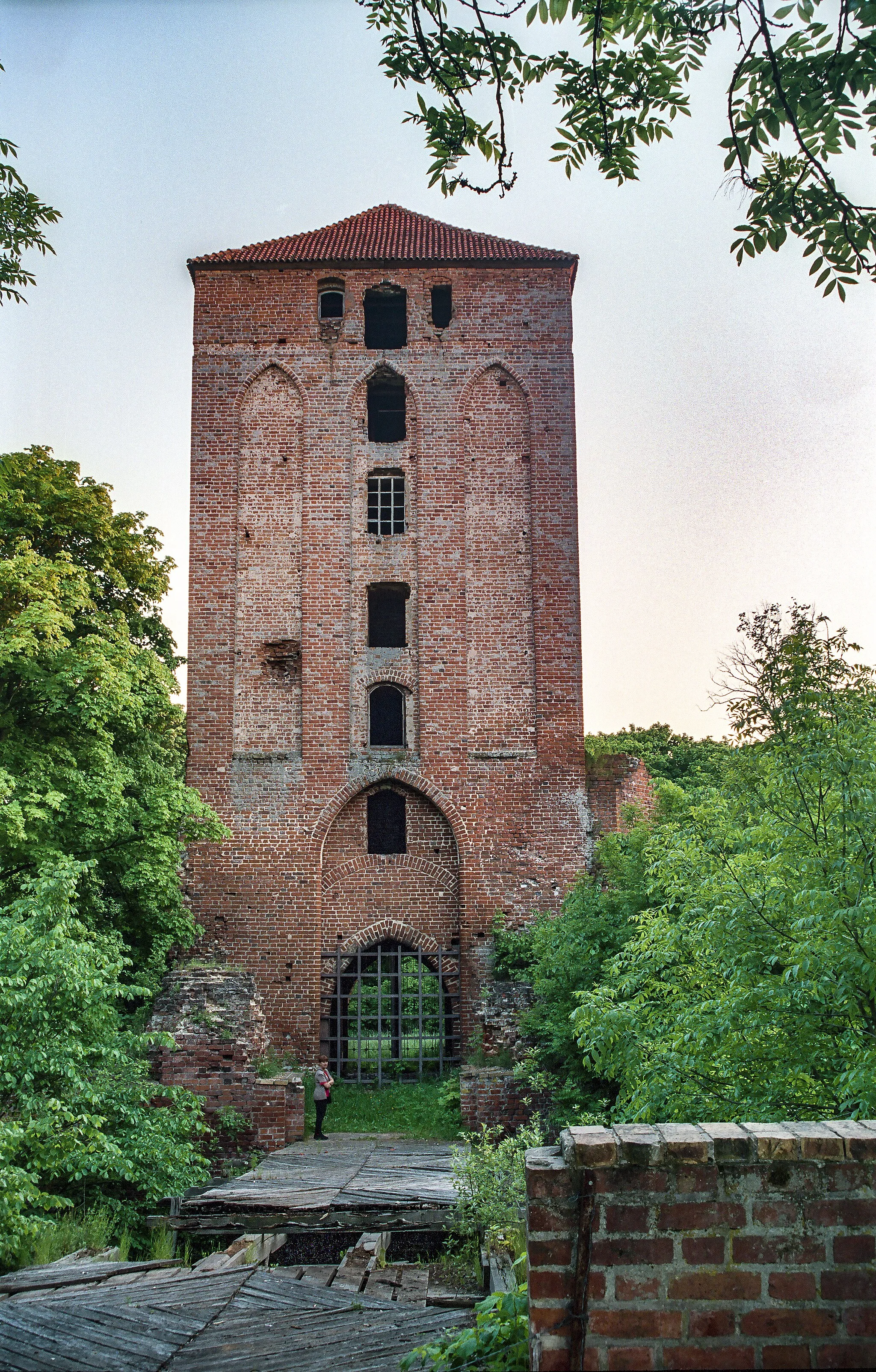 Photo showing: Rogóźno, ruiny zamku