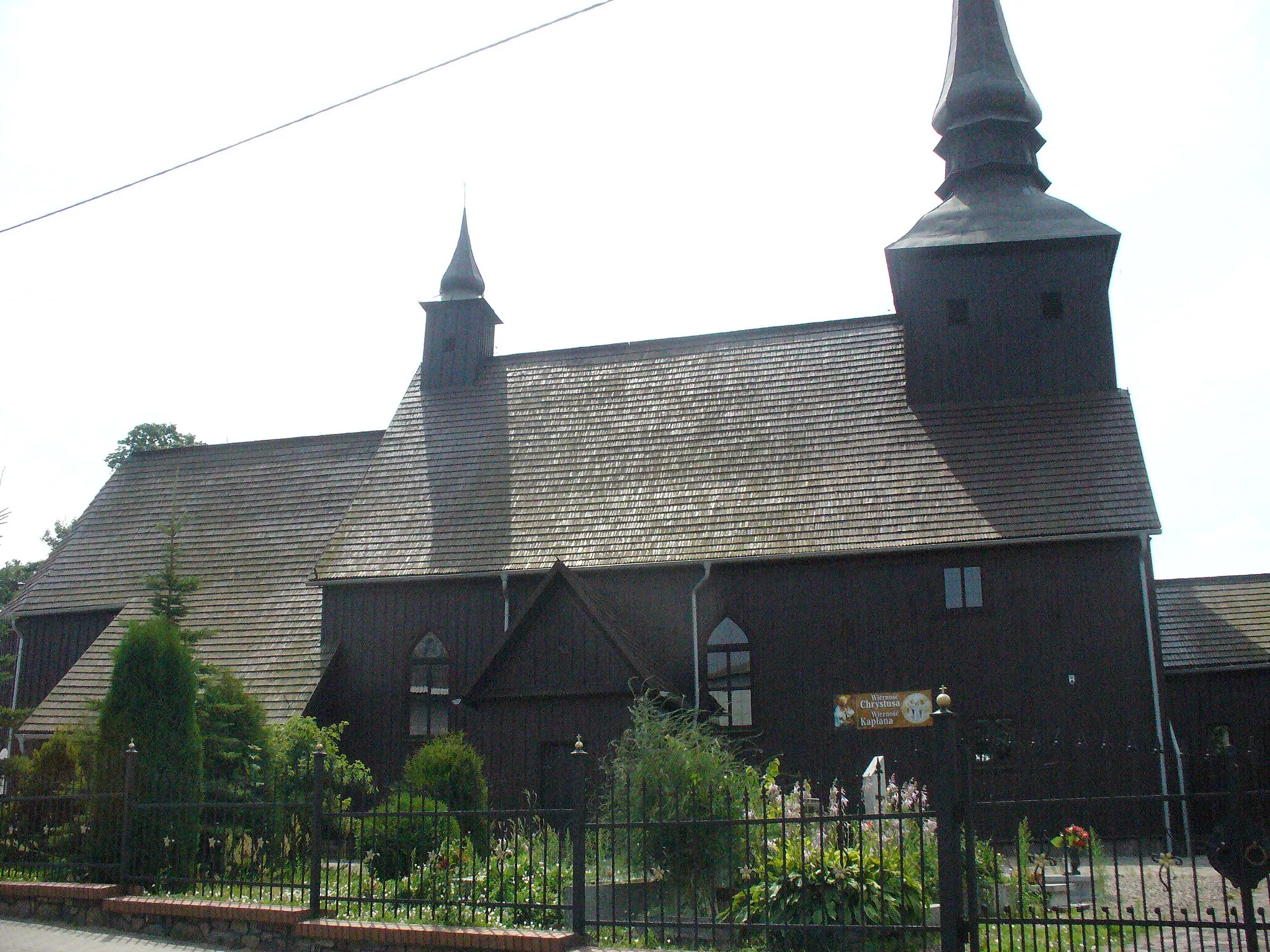 Photo showing: Drewniany kościółek Św. Marcina z Tours  wybudowany w latach 1721-1722