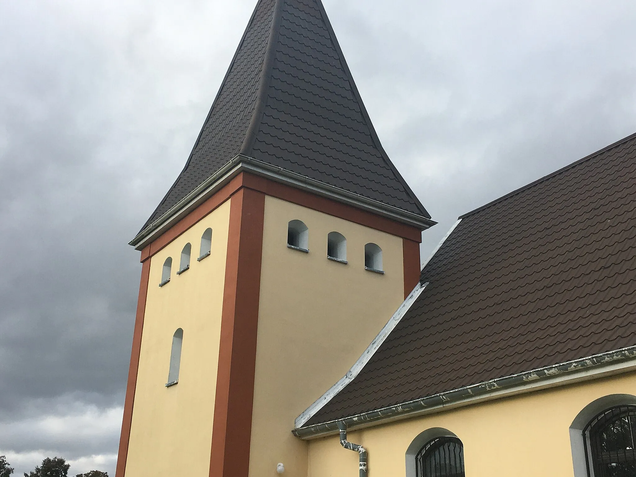 Photo showing: Wieża kościoła pw. WNMP w Górze