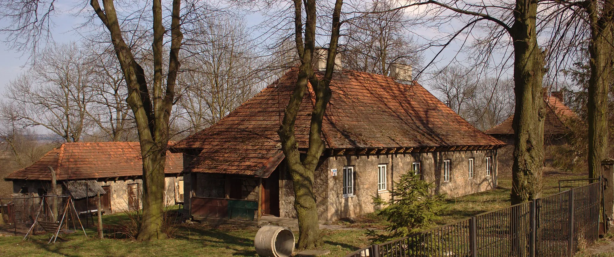 Photo showing: Budynki przy ul. Folwarcznej - Myszków Będusz.