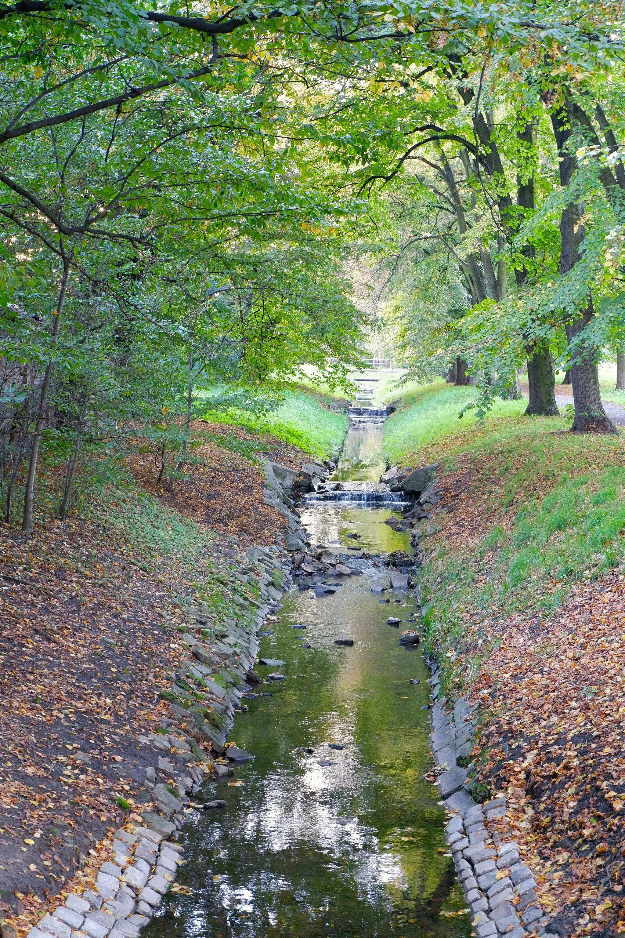 Photo showing: Ostropka River in Gliwice, Upper Silesia, Poland