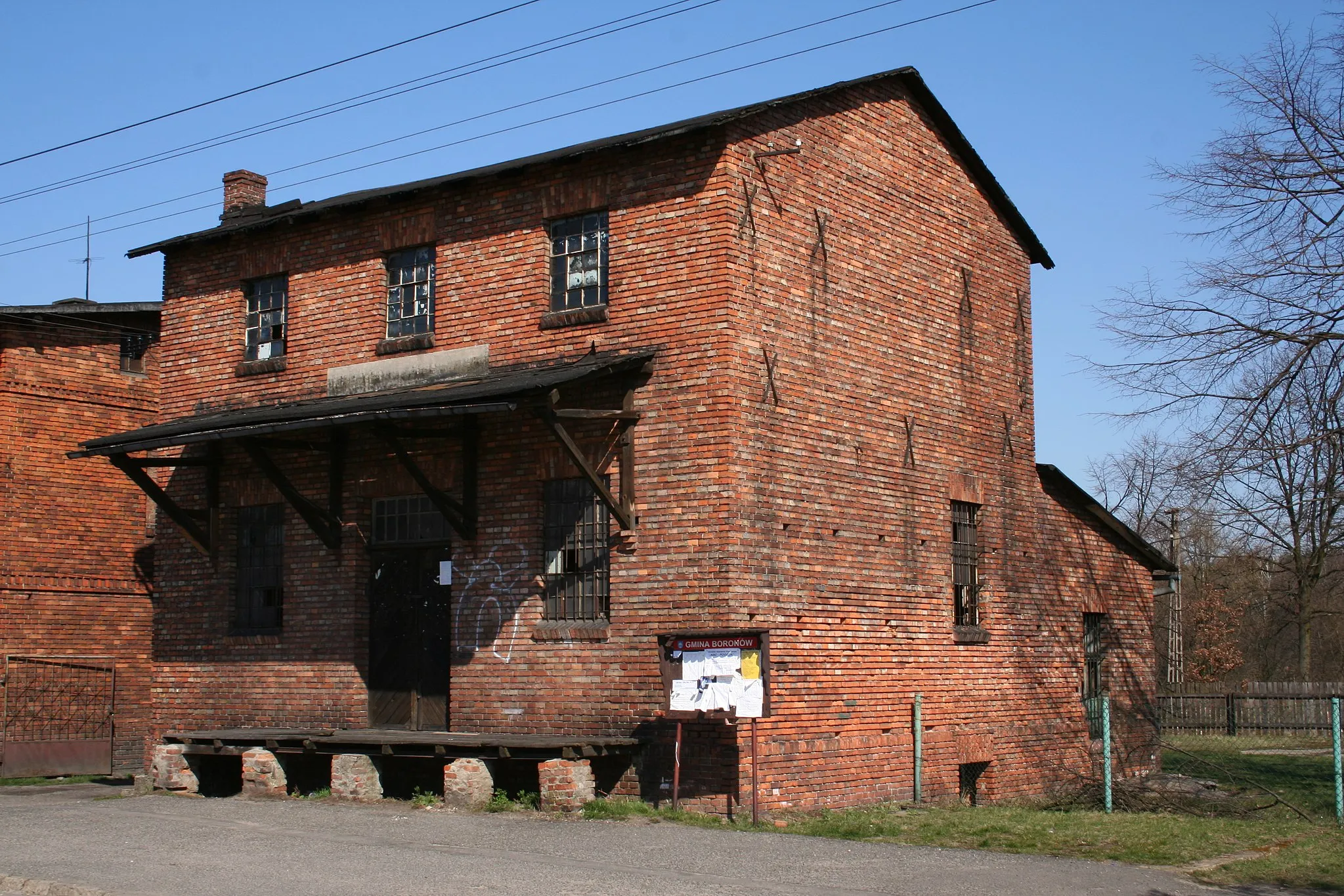 Photo showing: Budynek po starym młynie w Boronowie, powiat lubliniecki, województwo śląskie