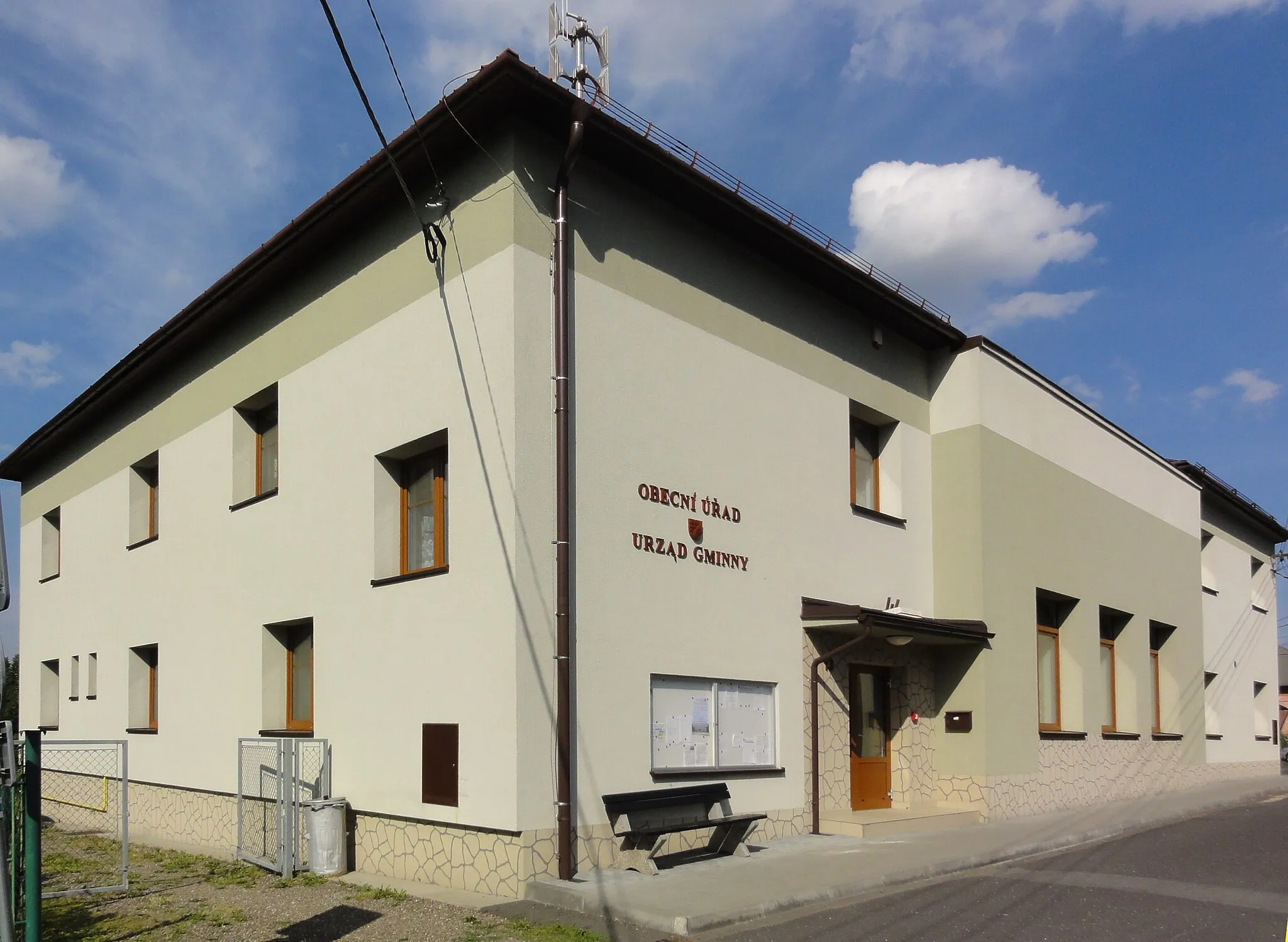 Photo showing: Municipal building in Smilovice