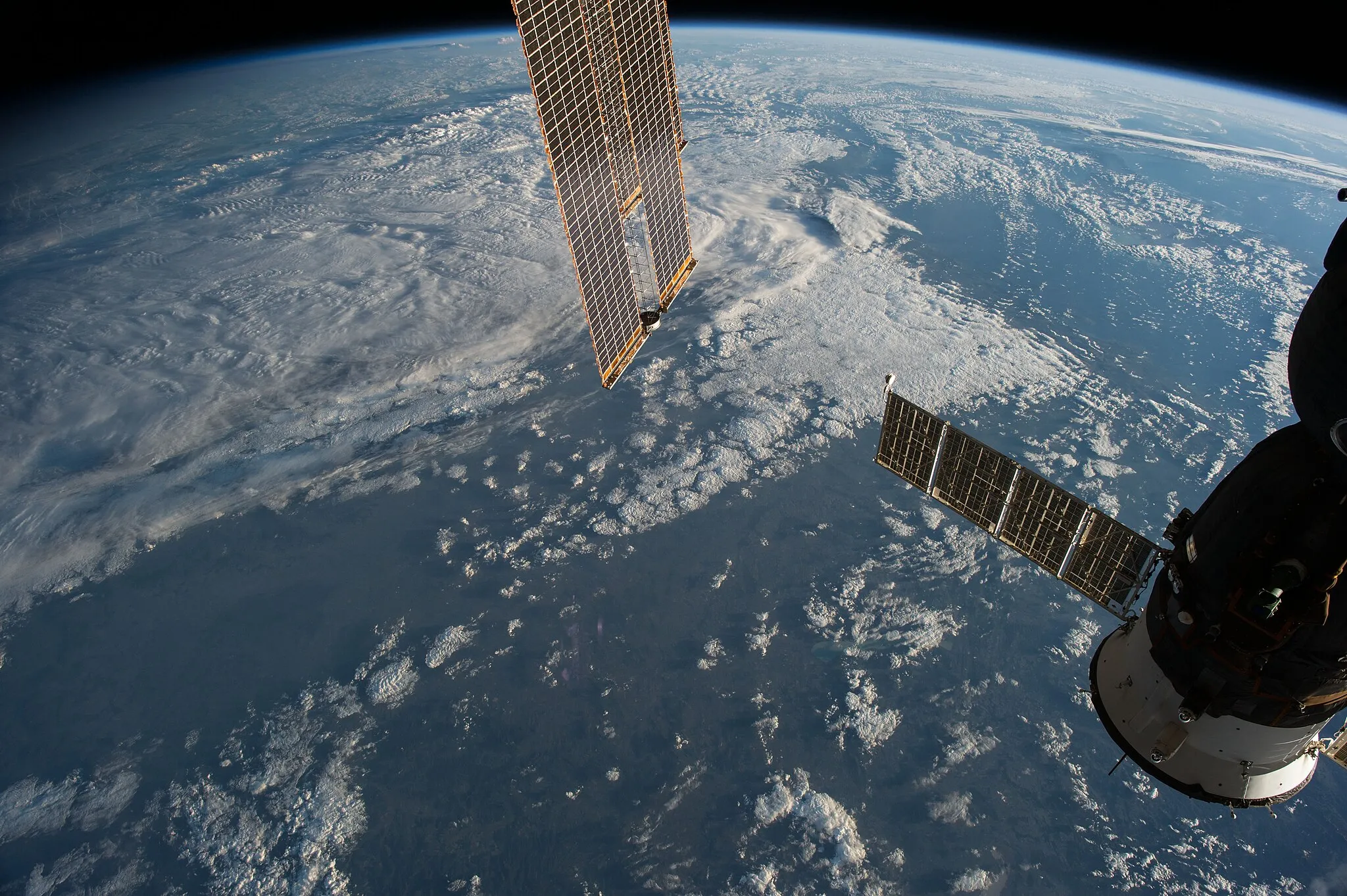 Photo showing: View of Earth taken during ISS Expedition 53.