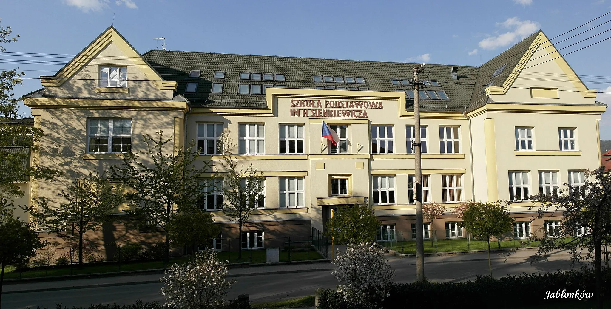 Photo showing: Polska szkoła