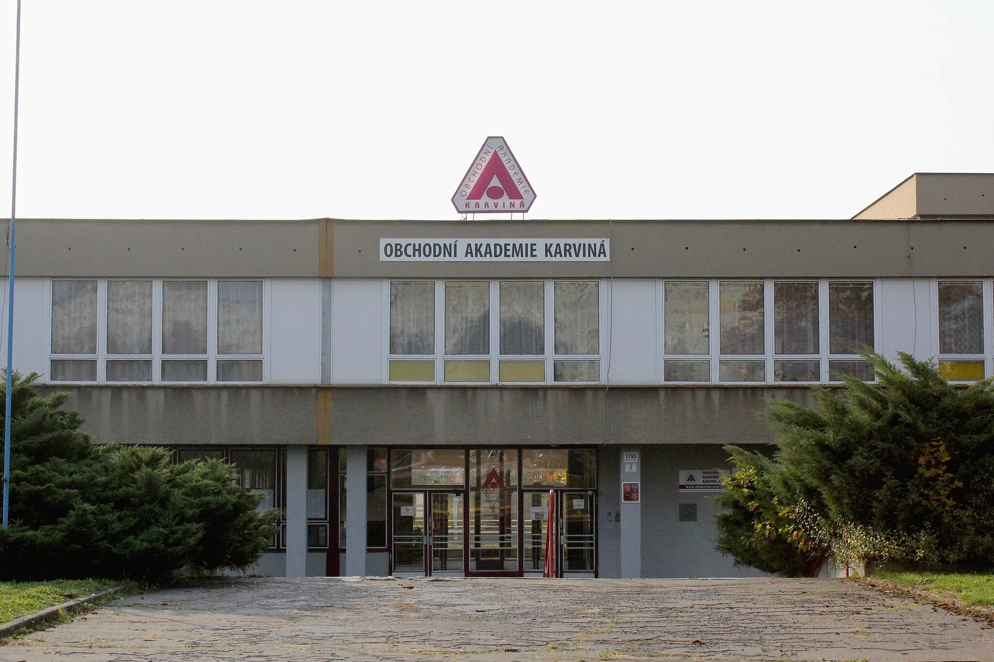 Photo showing: Obchodní akademie Karviná, s. r. o. (Karviná-Hranice).