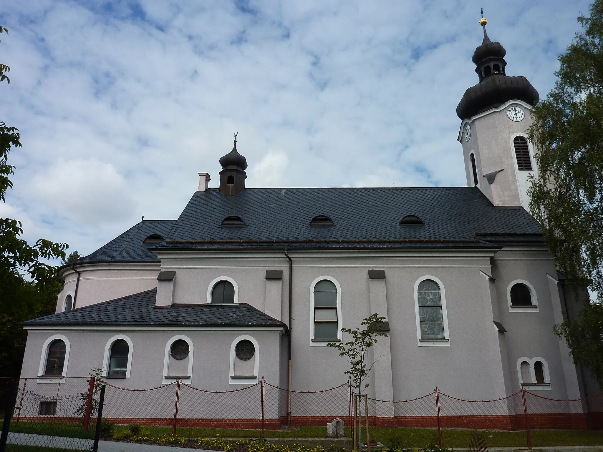 Photo showing: Strahovice, kostel sv. Augustina