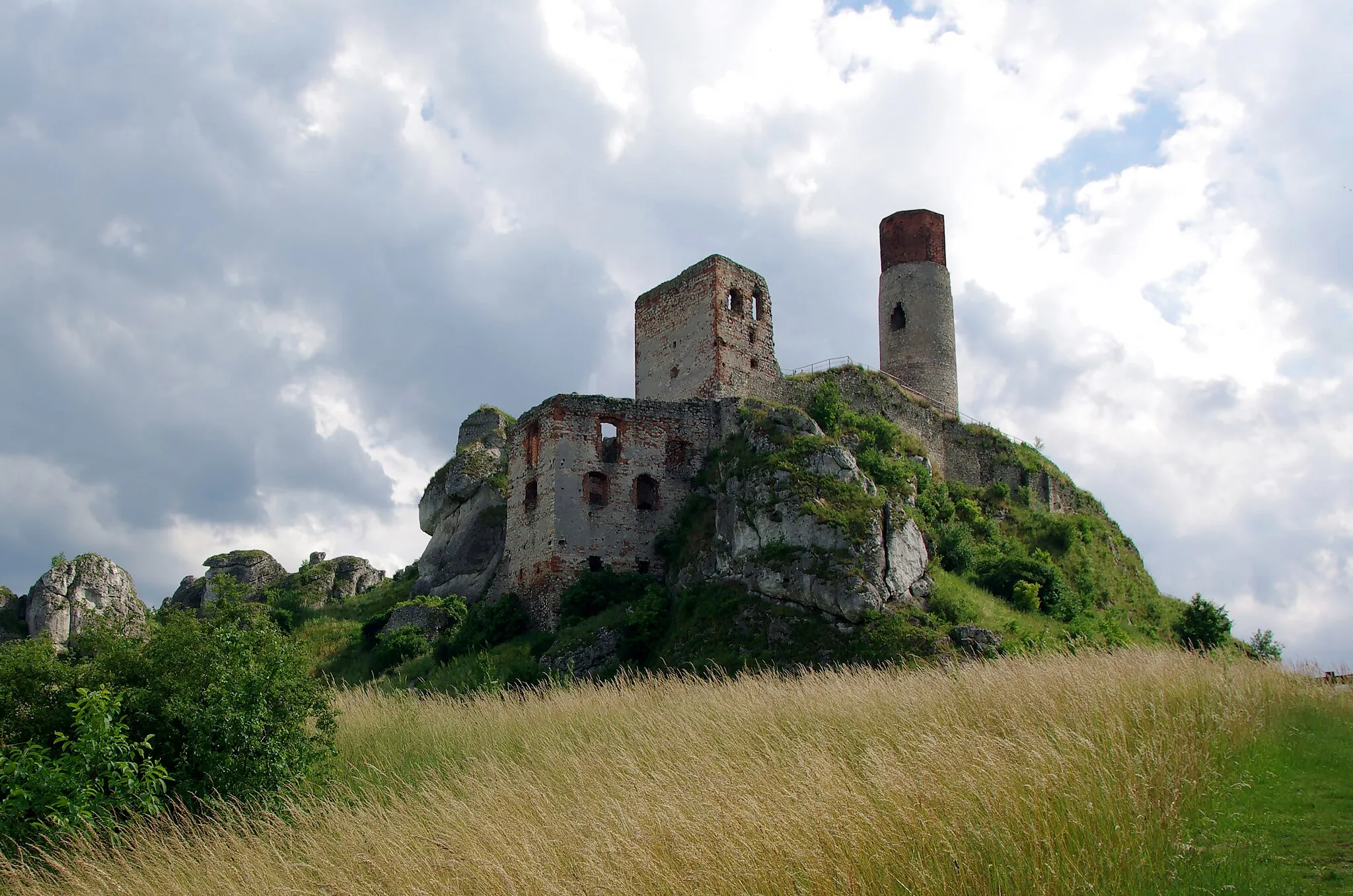 Photo showing: Olsztyn Jura Castle