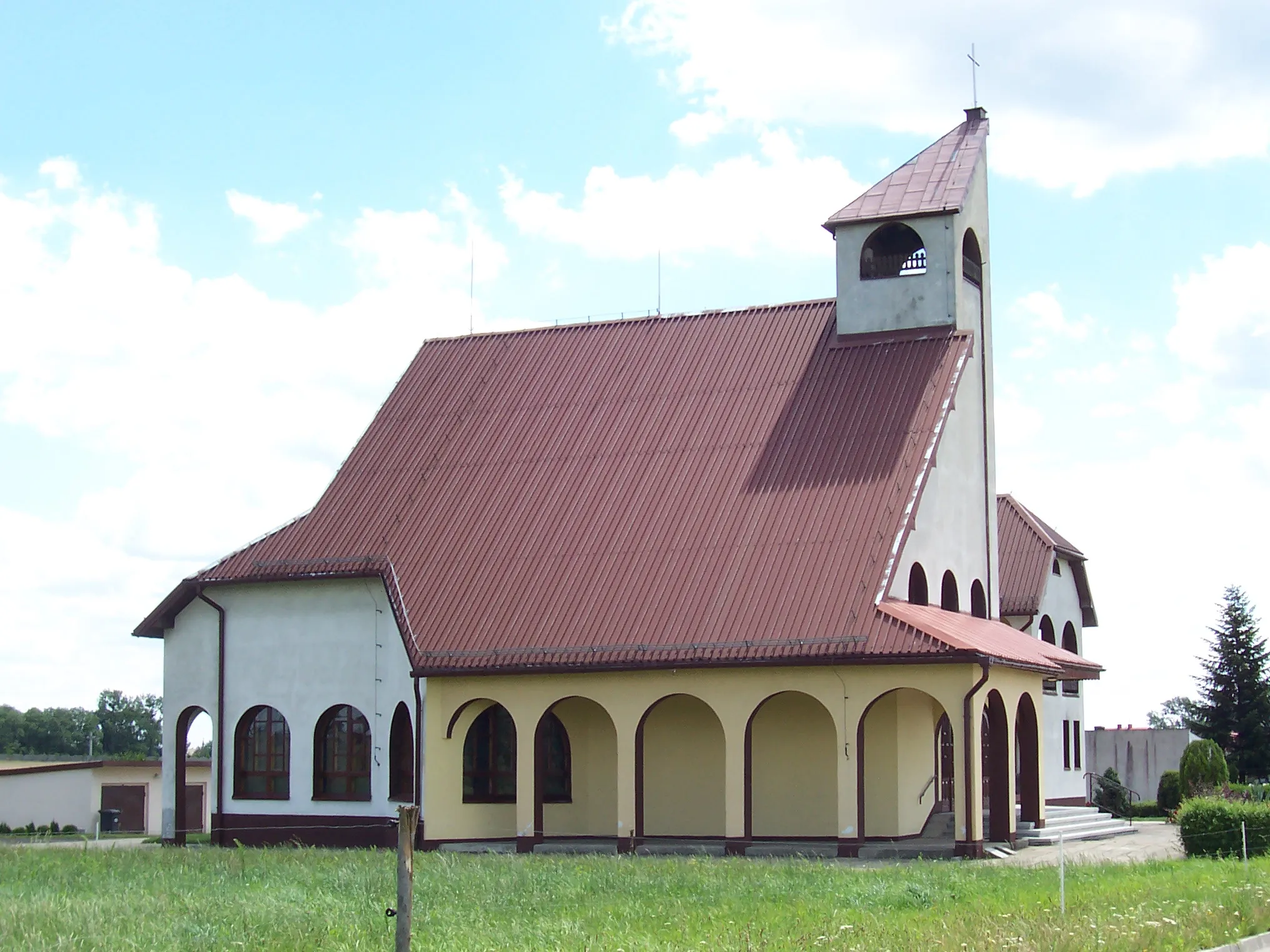 Photo showing: Kościół pw św. Jana Nepomucena w Lisowicach
