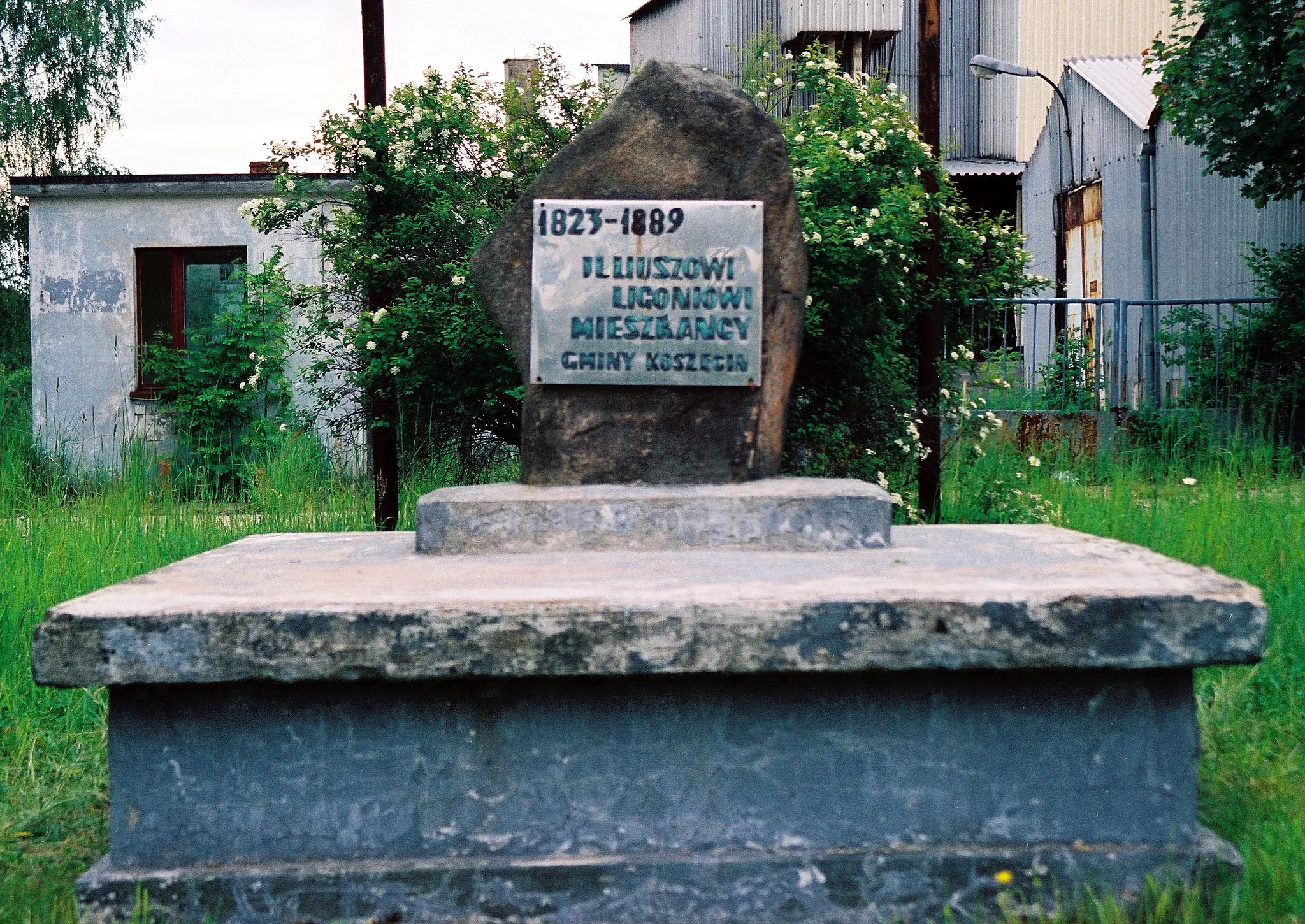 Photo showing: Pomnik Juliusza Ligonia w Prądach, gmina Koszęcin, powiat lubliniecki, województwo śląskie