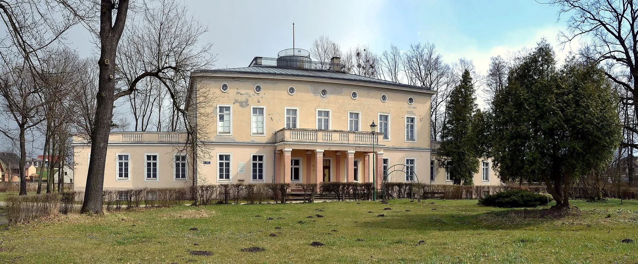 Photo showing: Błotnica Strzelecka (Blottniz, Quellengrund), Silesia - palace