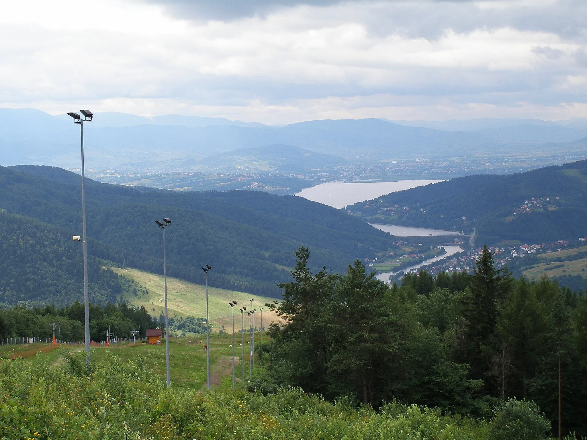 Photo showing: Jezioro żywieckie widok z góry Żar