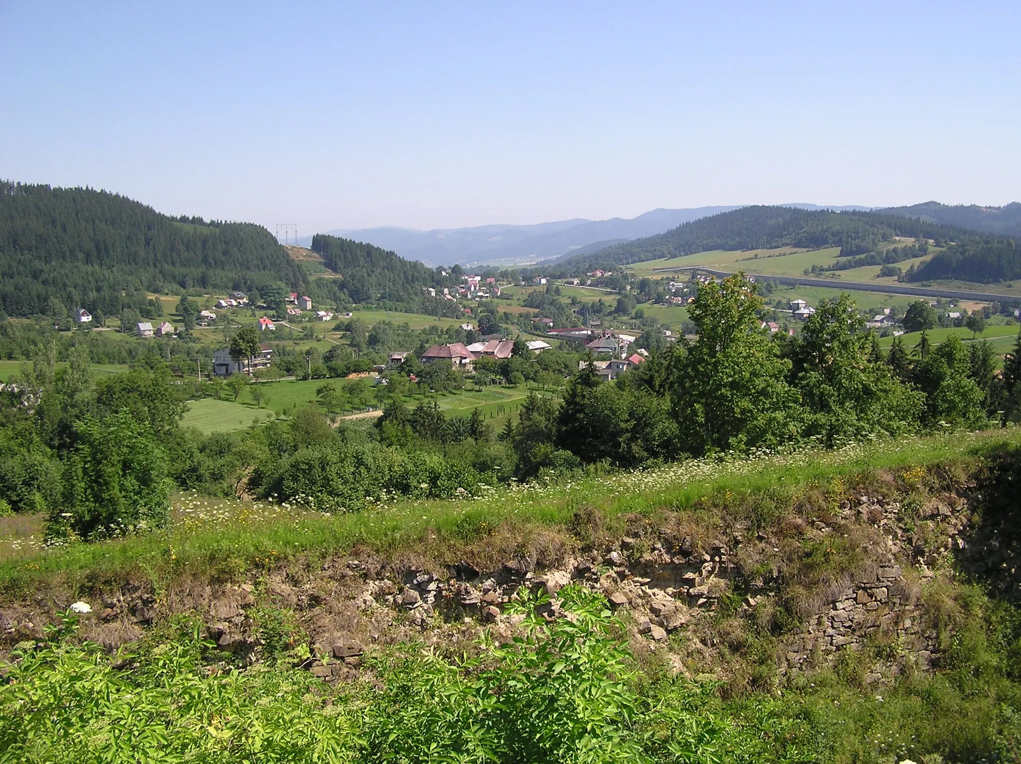 Photo showing: Jablunkov Pass from the old fortifications.