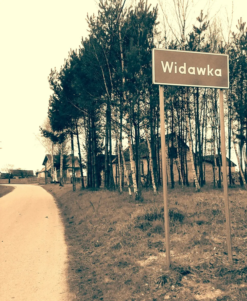 Photo showing: Wjazd do Widawki