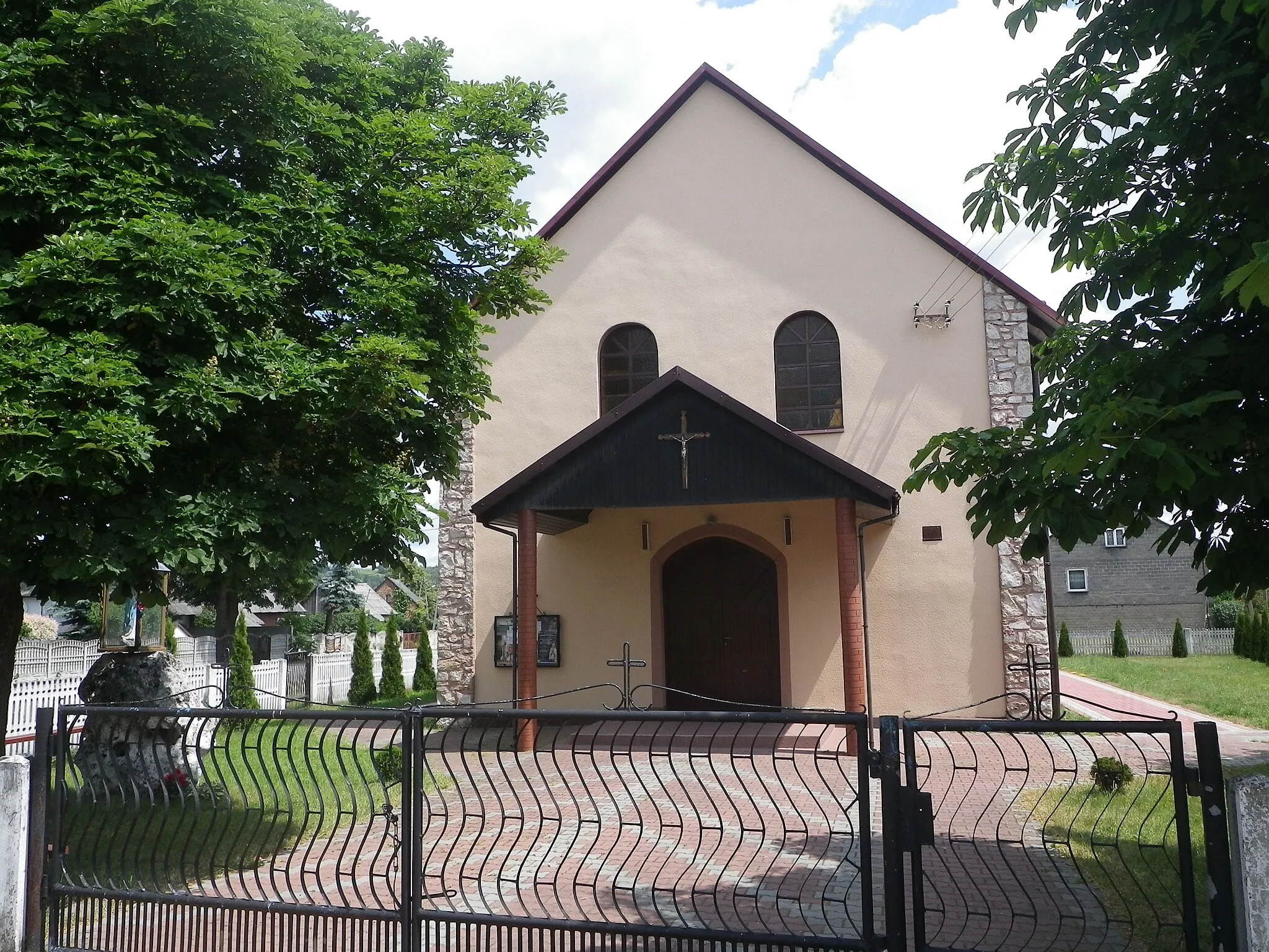 Photo showing: A chapel in Zdów, Poland