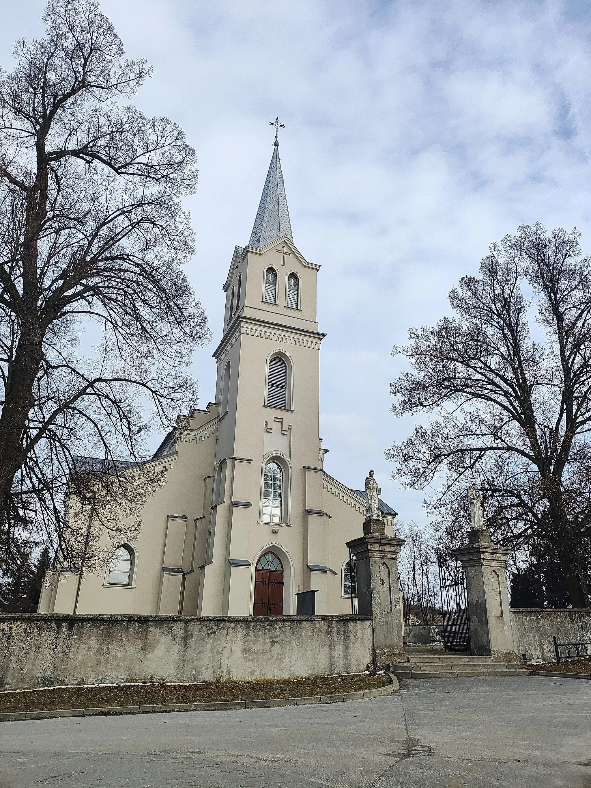 Photo showing: All Saints church in Siemonia