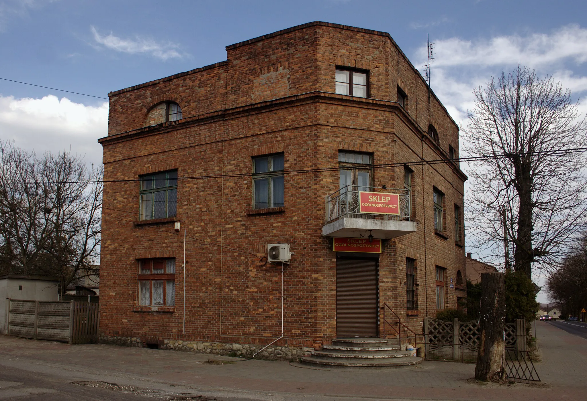 Photo showing: Miejscowość Lgota Nadwarcie w gminie Koziegłowy (sklep)