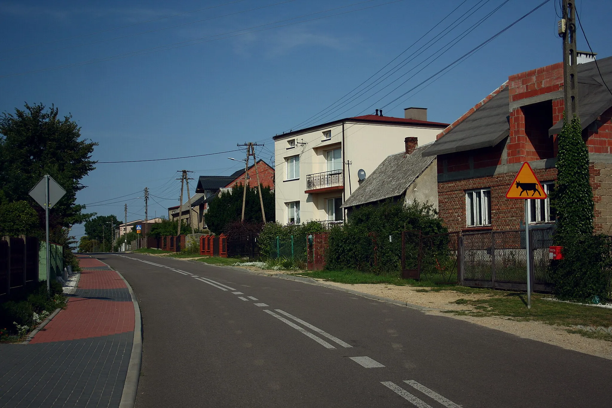 Photo showing: Ulica Południowa w miejscowości Lgota