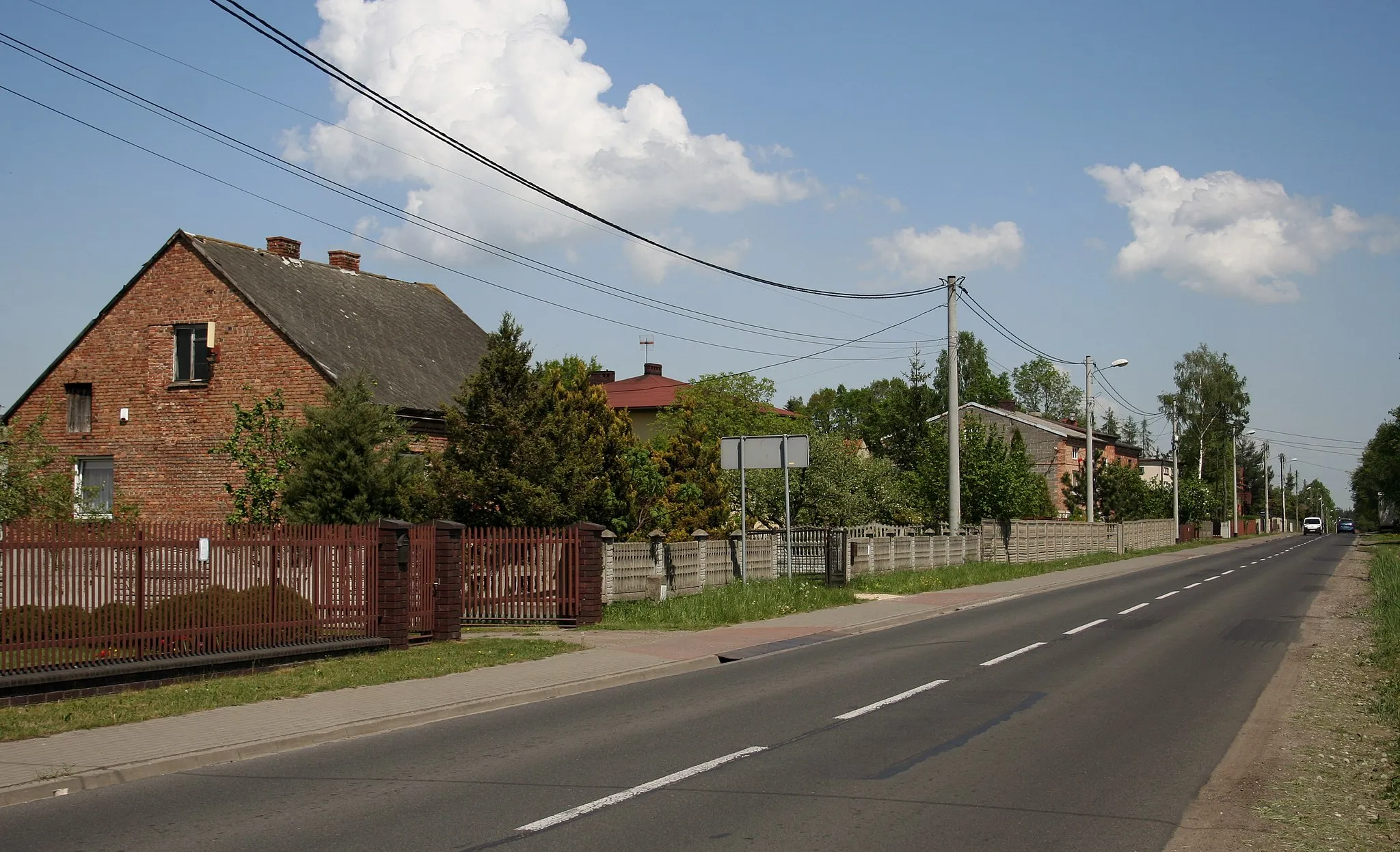 Photo showing: Miejscowość Kuźnica Kiedrzyńska w gminie Mykanów
