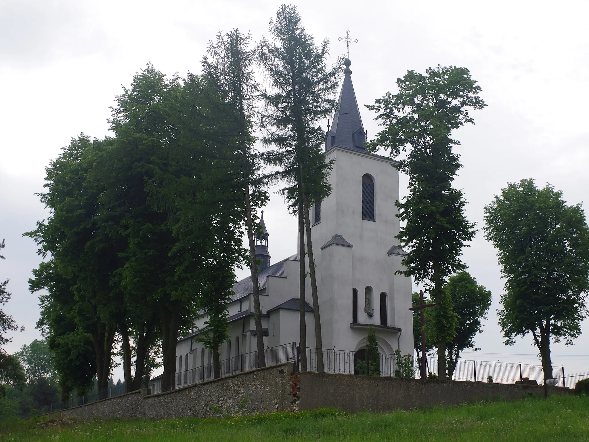 Photo showing: Kościół w Kluczach