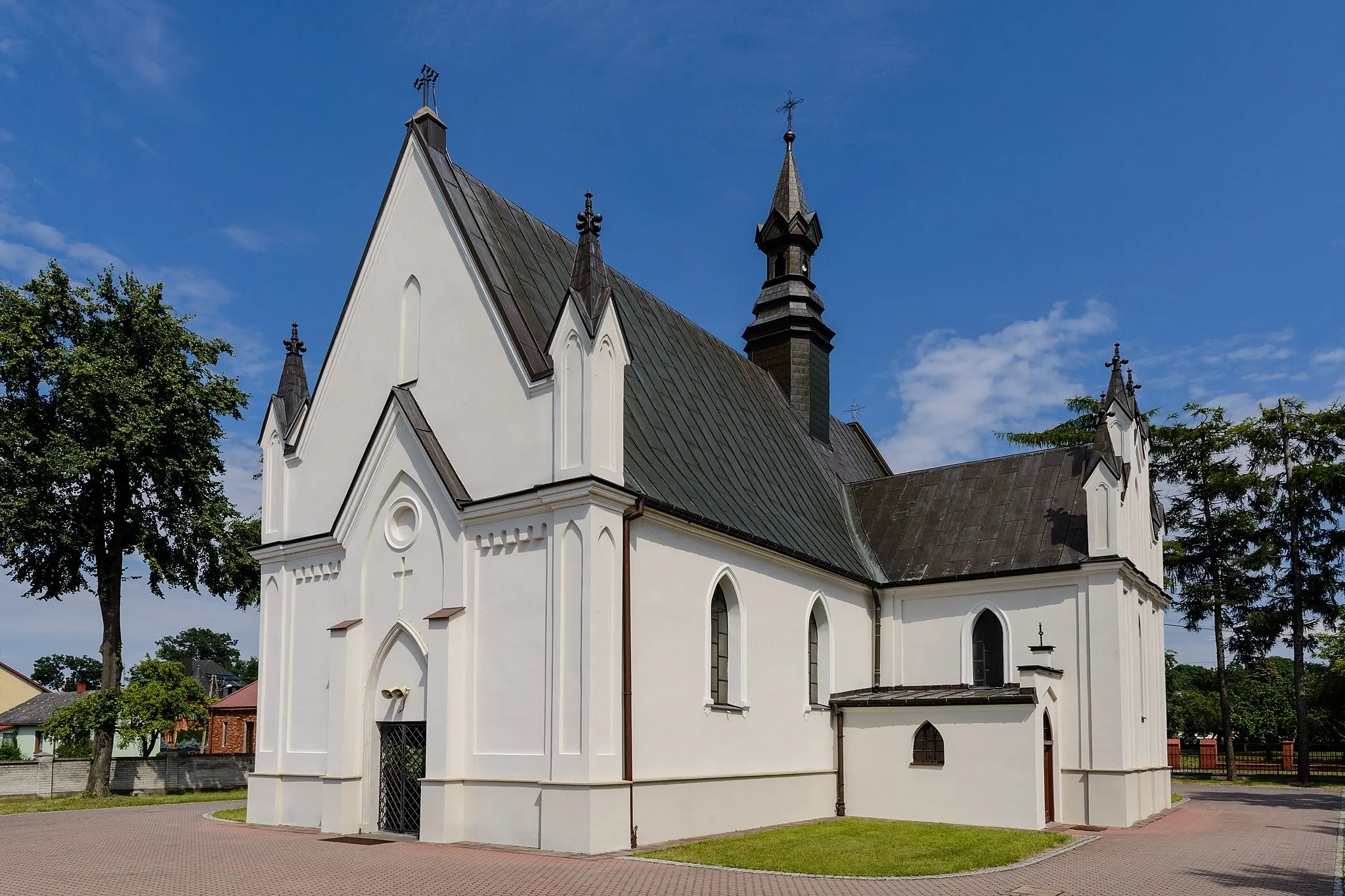 Photo showing: Kościół w Goleniowach - stan z lipca 2020 r.