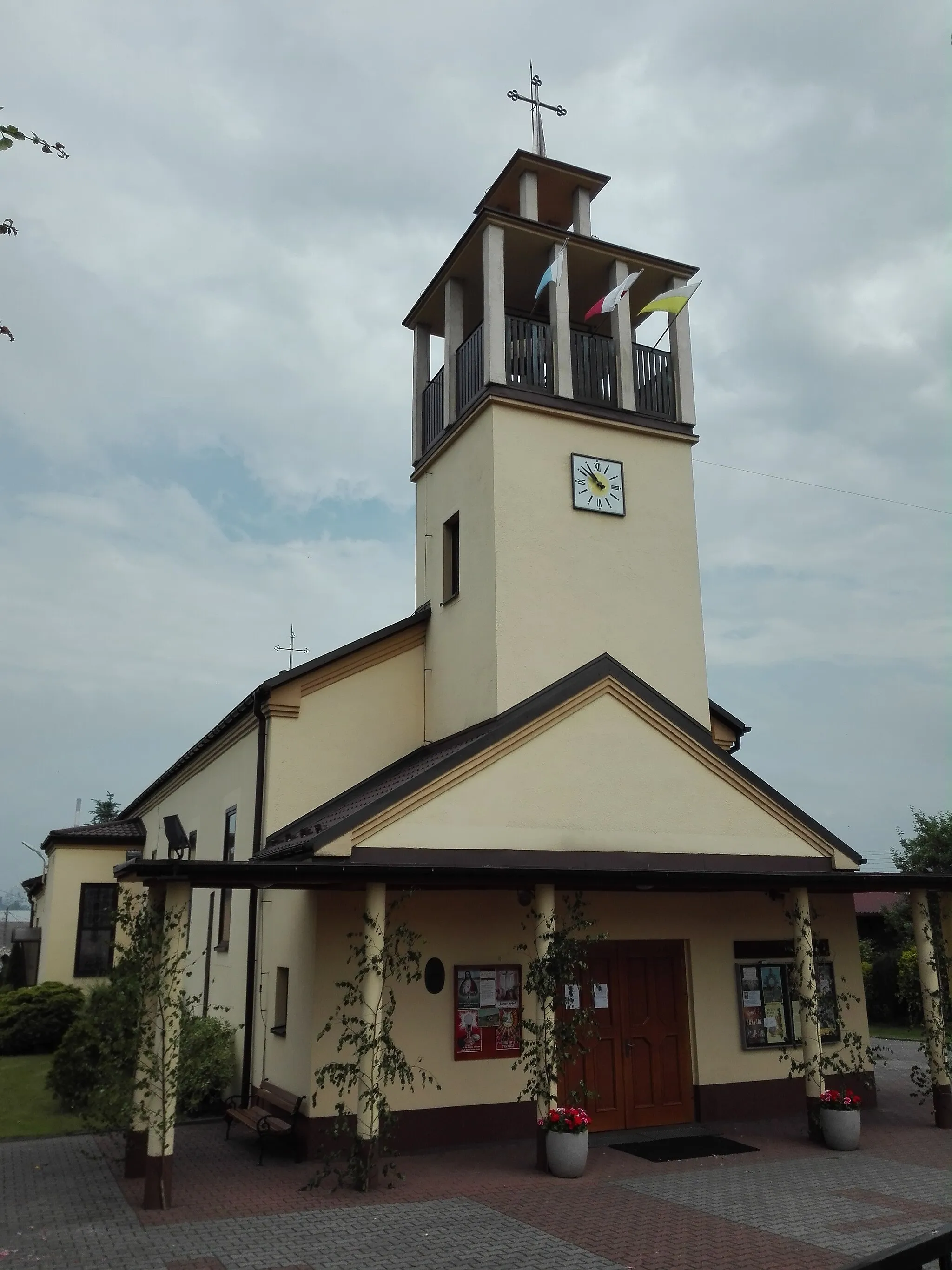 Photo showing: Kościół pw. Narodzenia św. Jana Chrzciciela w Cielmicach