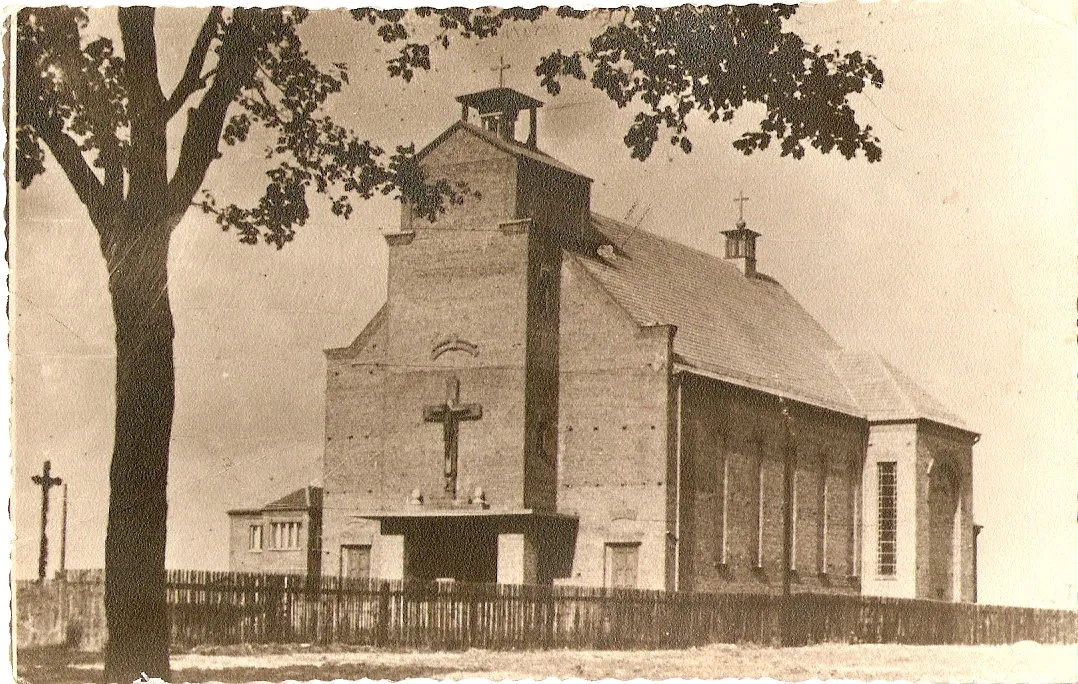 Photo showing: cathedral amid Strzebin (1952)