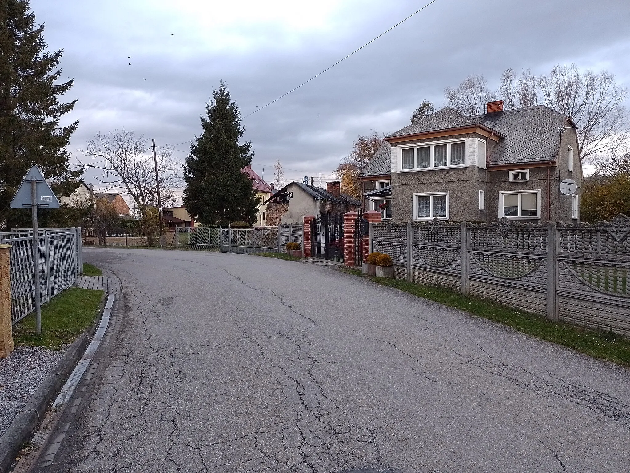 Photo showing: Rymera Street in Zabełków, Upper Silesia, Poland