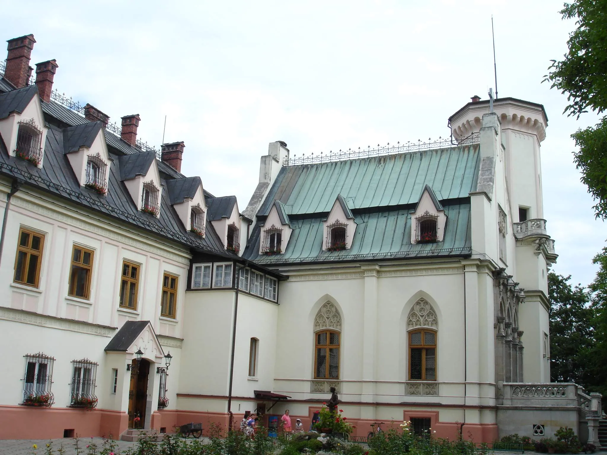 Photo showing: Krzyżanowice-palace