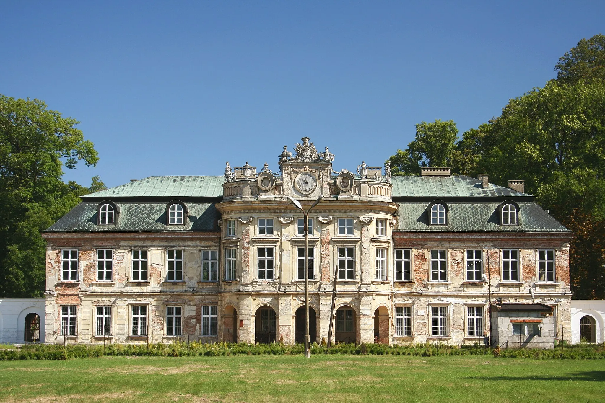 Photo showing: The Dembińscy's Palace in Szczekociny, Poland