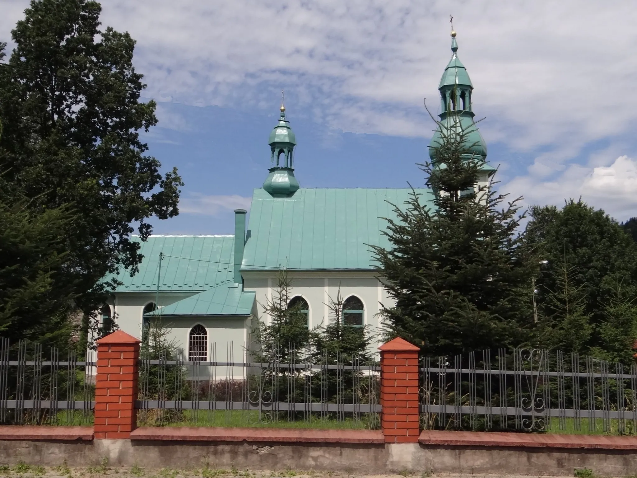 Photo showing: Krzyżowa, kościół
