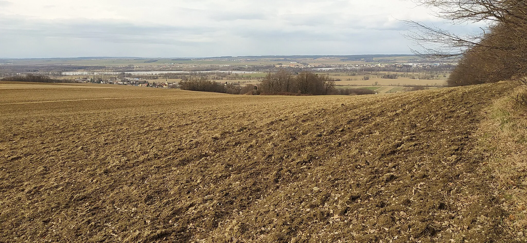 Photo showing: view fom hillside of Těškovice to Háj ve Slezsku, Czech Republic