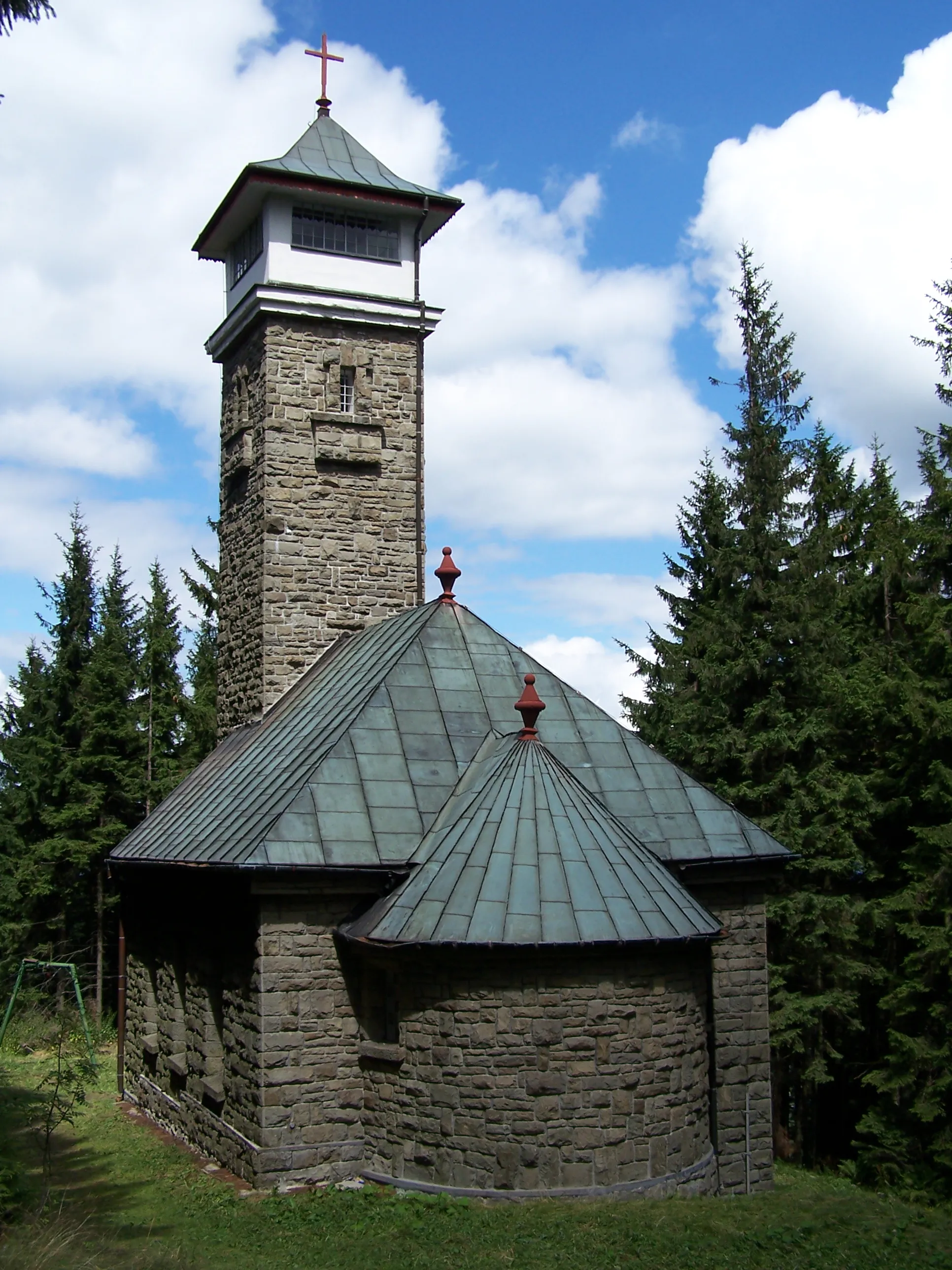 Photo showing: Saint Anne Chapel at Kozubová (Kozubowa) mountain, Moravian-Silesian Beskids mountain range, Czech Republic