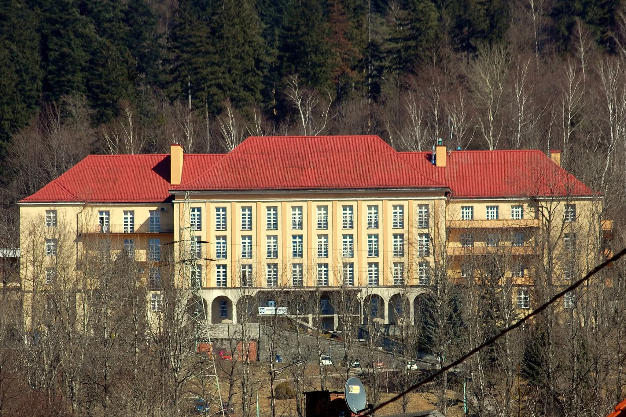 Photo showing: Hospital in Wilkowice (Poland)