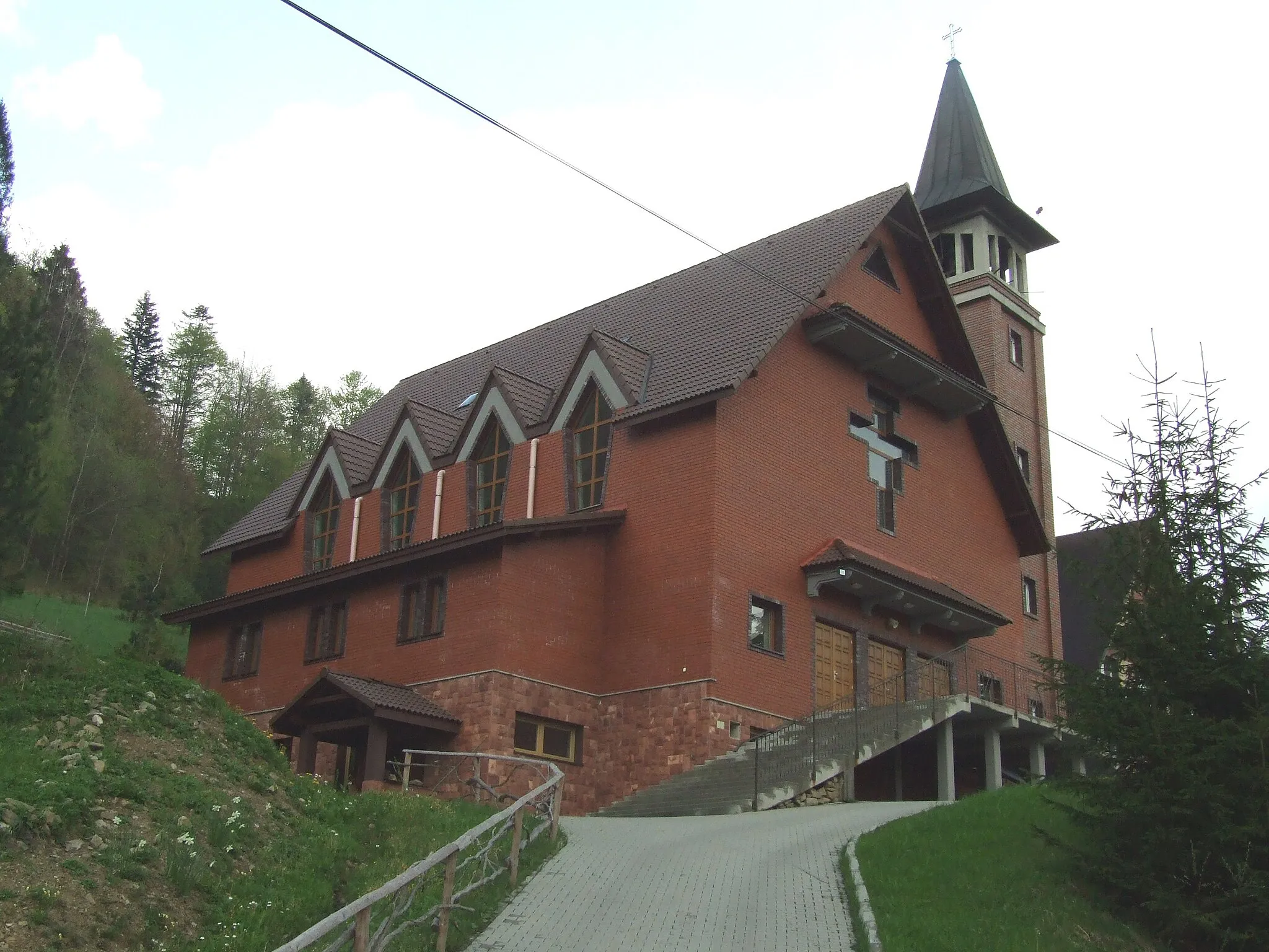 Photo showing: Church in Koszarawa Bystra