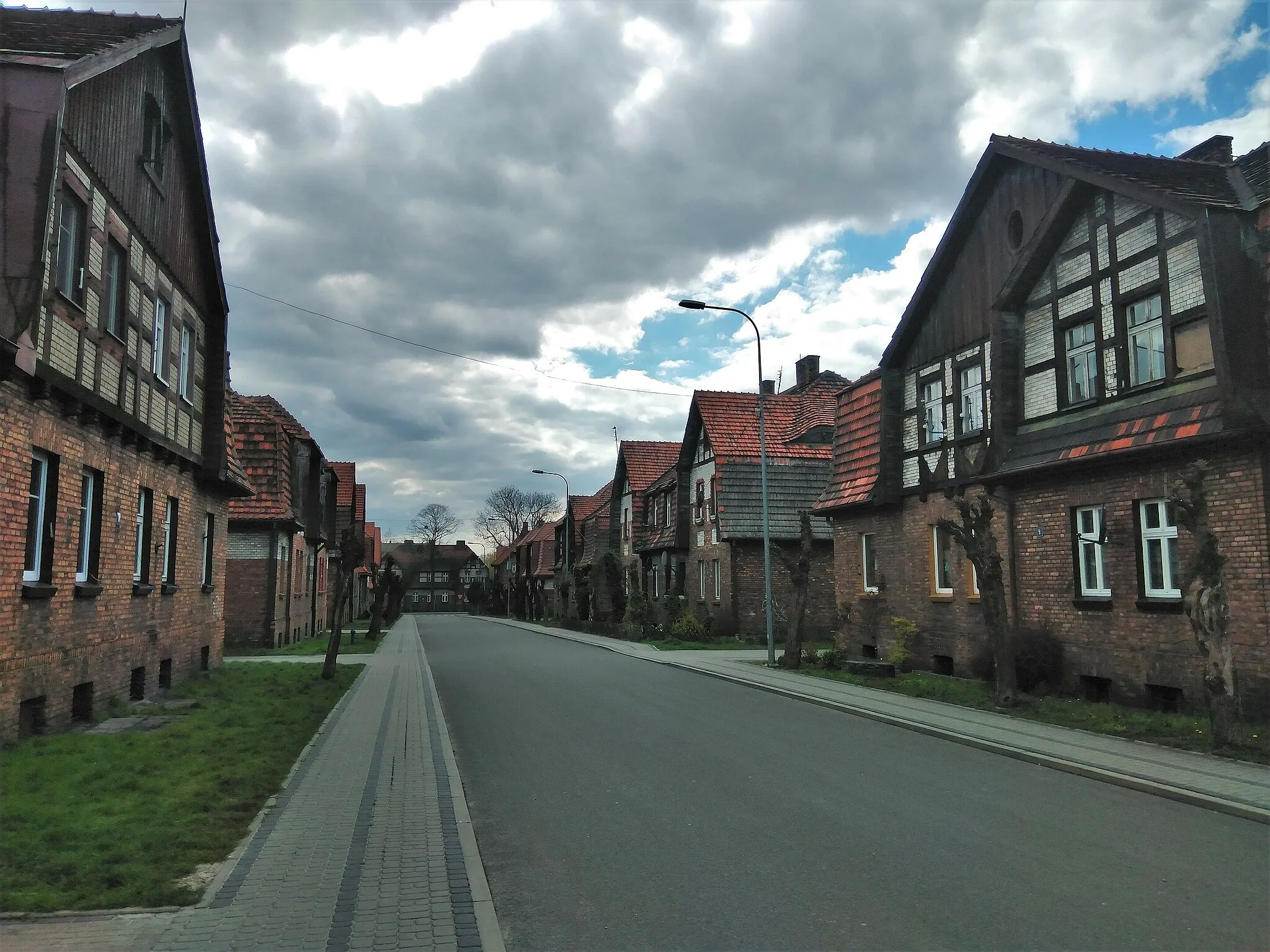 Photo showing: Coal miners village in Czerwionka, Upper Silesia, Poland – Mickiewicza Street
