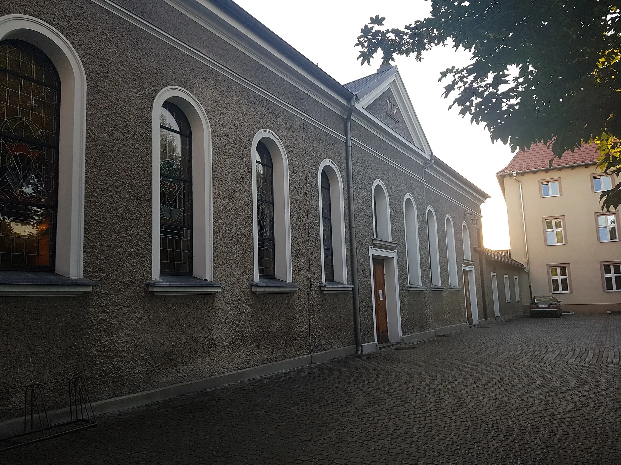 Photo showing: Kościół parafialny pw. św. Paschalisa w Raciborzu, w dzielnicy Płonia