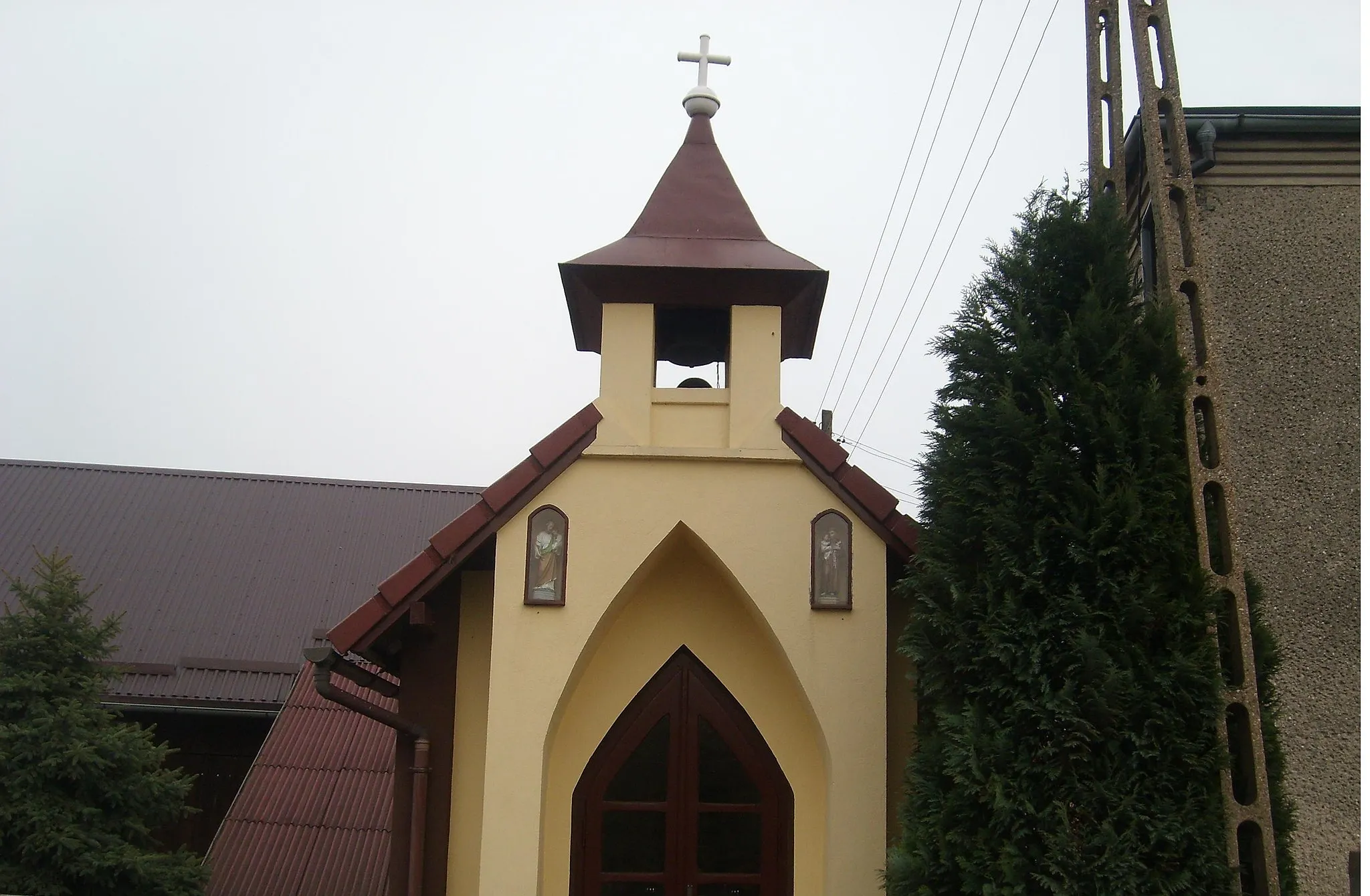 Photo showing: Kapliczka w Grzegorzowicach