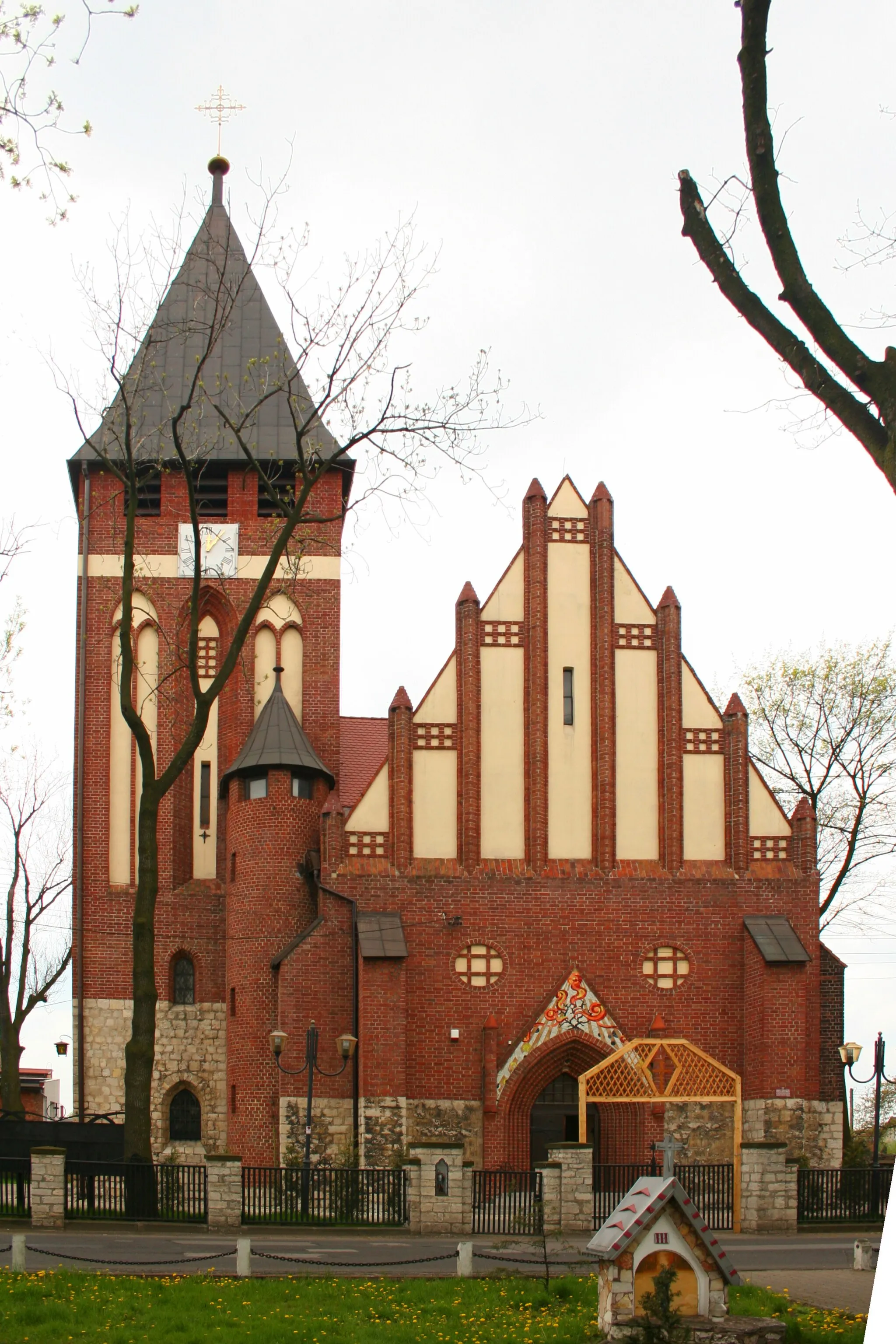 Photo showing: kościół Wniebowzięcia NMP (murowany) w Miasteczku Śląskim, Polska, województwo śląskie, powiat tarnogórski