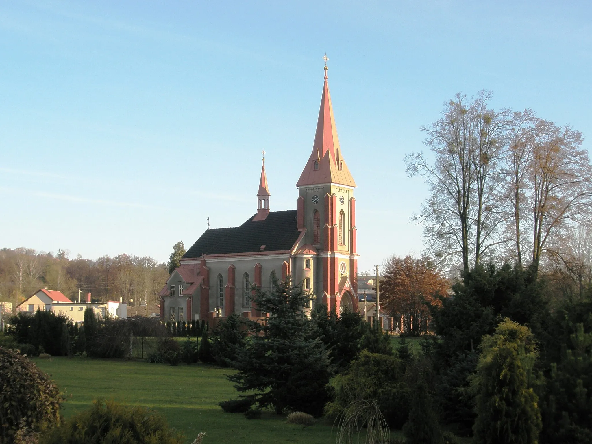 Photo showing: St. Bartholomew Roman Catholic church in Třanovice (built 1902-1904)