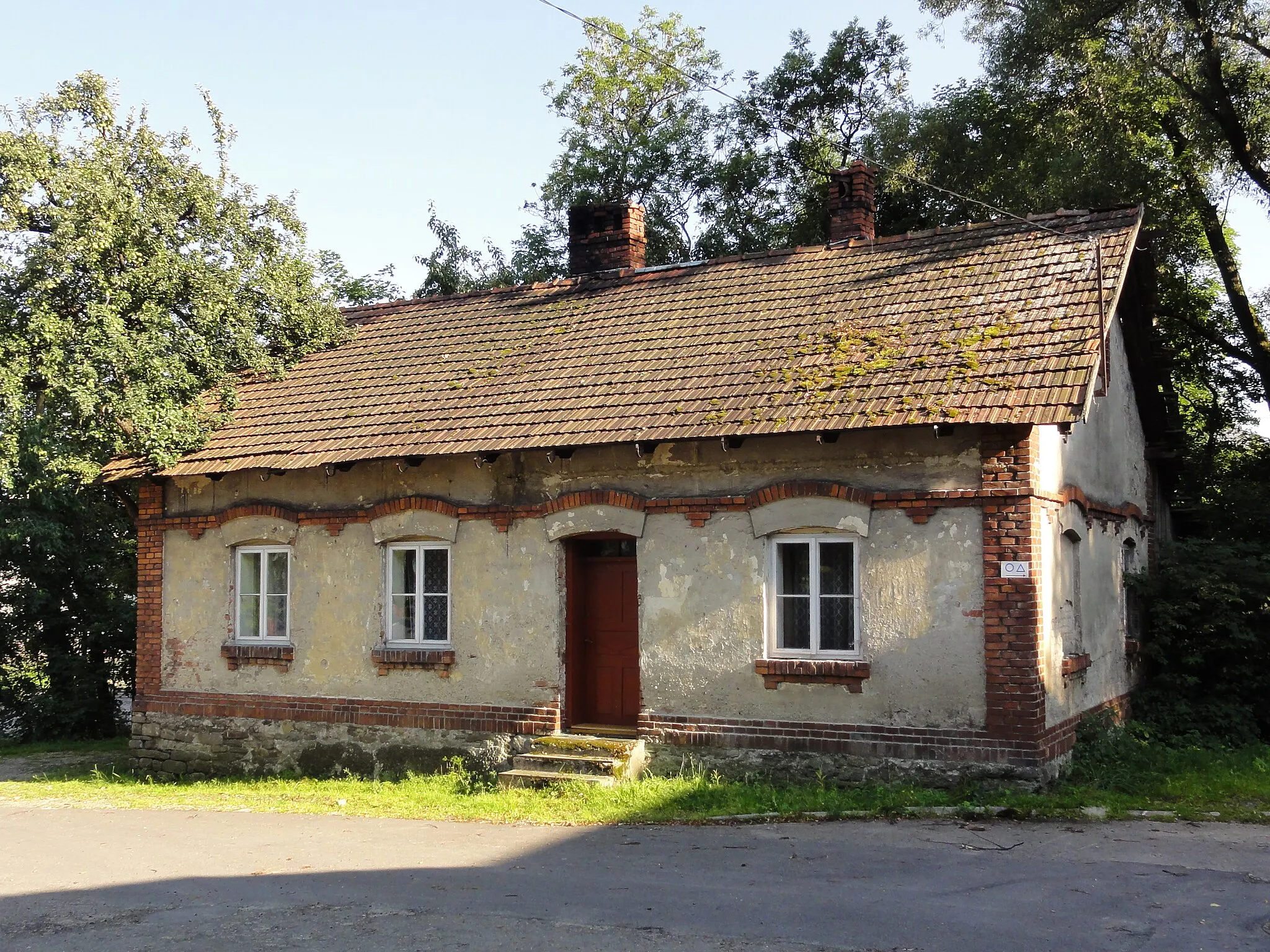 Photo showing: Budynek gospodarczy przy kościele św. Bartłomieja