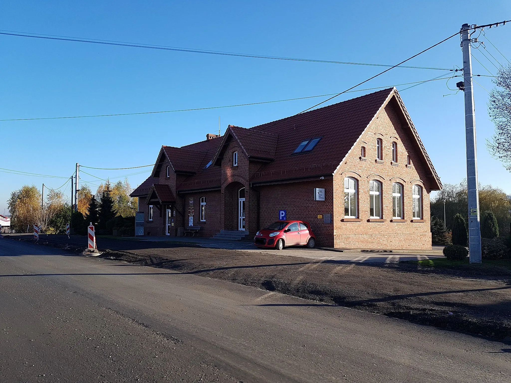 Photo showing: Budynek Urzędu Gminy Kornowac