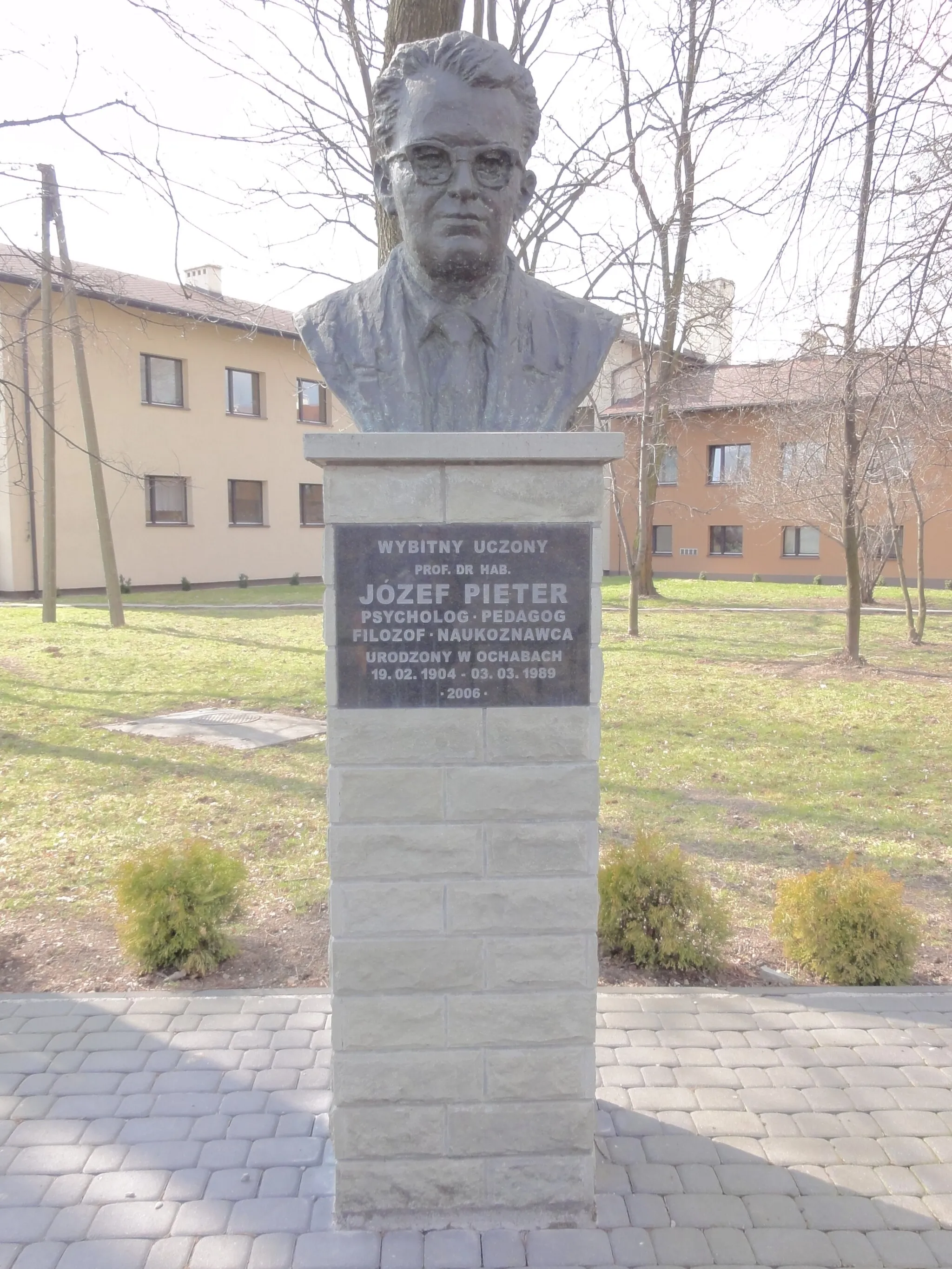 Photo showing: Józef Pieter monument in Ochaby