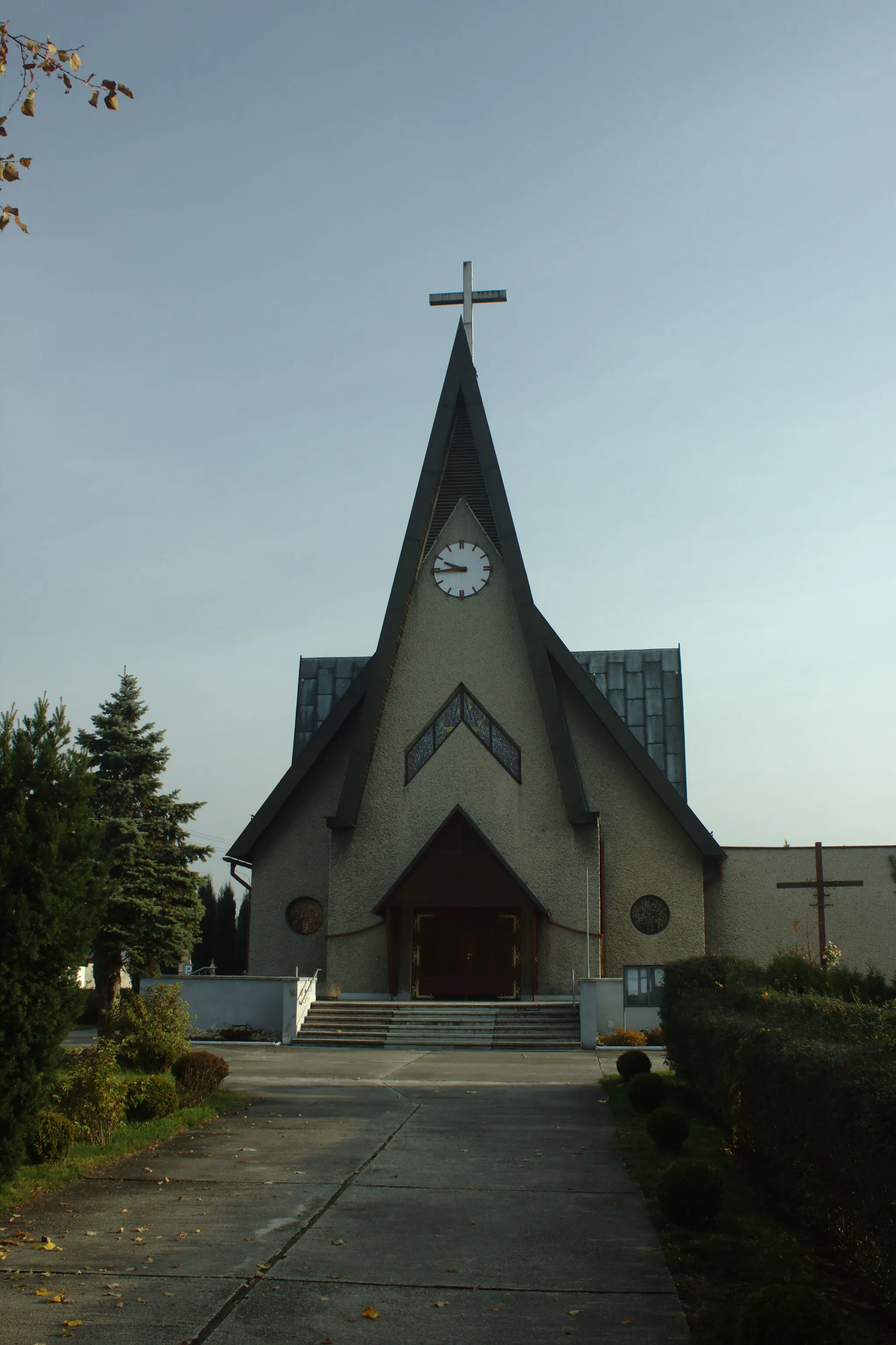 Photo showing: A church in Lubieszów, Poland