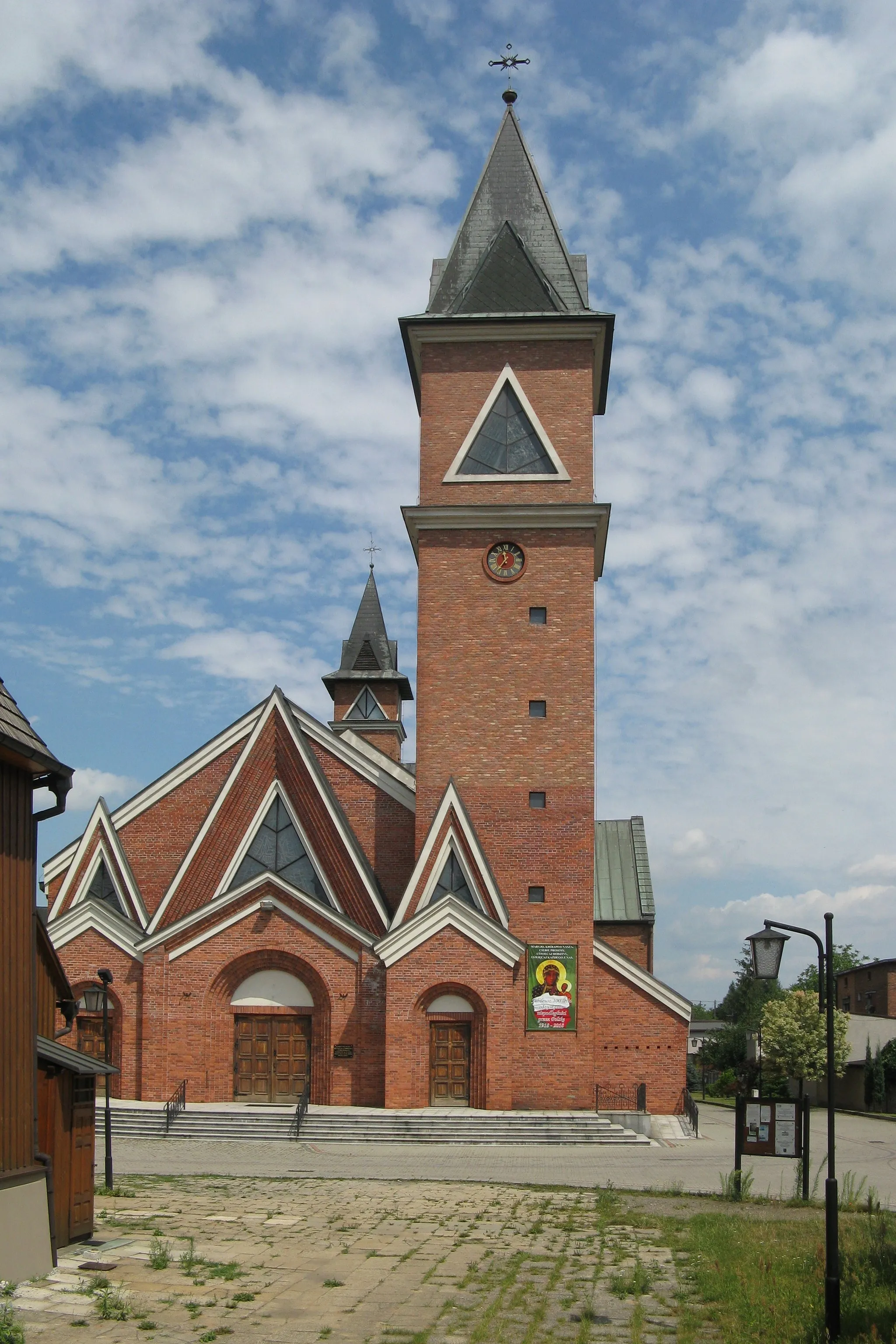 Photo showing: New church of st. Lawrence in Bobrowniki, Poland.